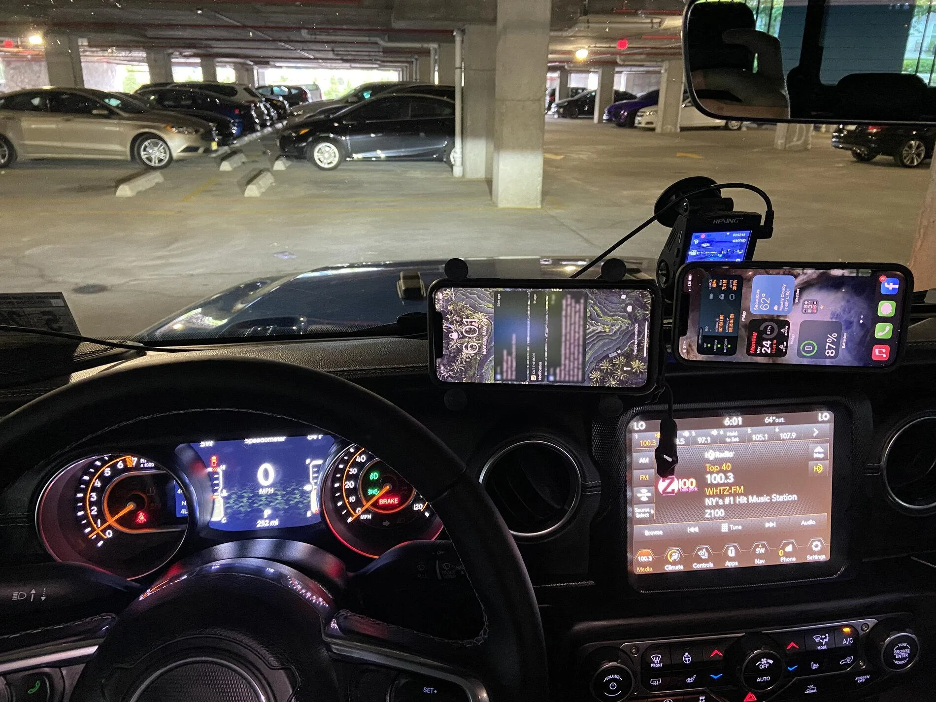 Jeep Gladiator Phone Solutions 2021-05-24 18.01.10