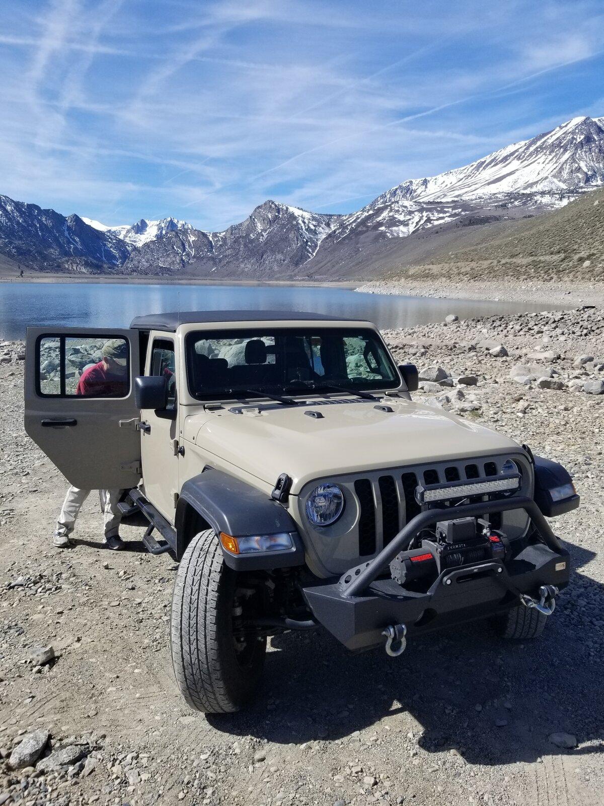 Jeep Gladiator Florida to California with a 2020 JT sabrina