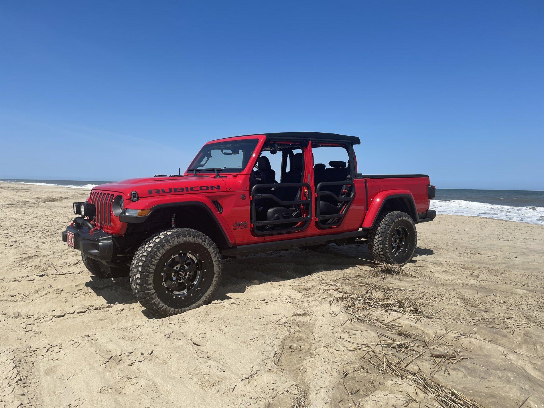 Jeep Gladiator What did you do WITH your Gladiator today? 2CAF0609-0994-4D29-AA0E-F917B4FFEFC6