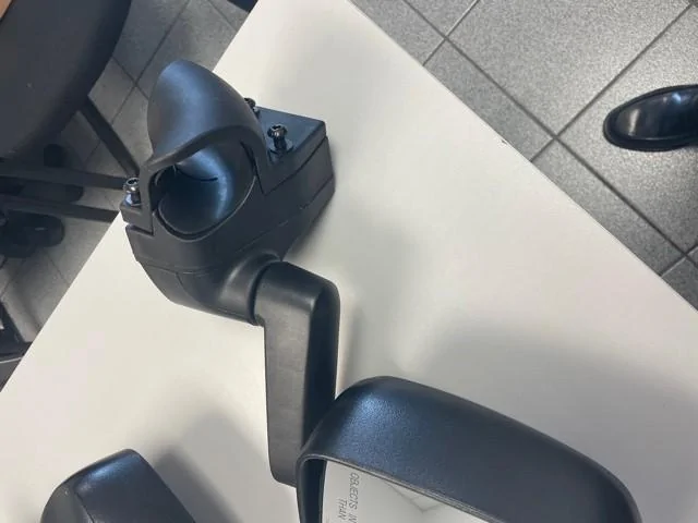 Jeep Gladiator Mopar tube door mirrors -- installed pics finally mirrors4