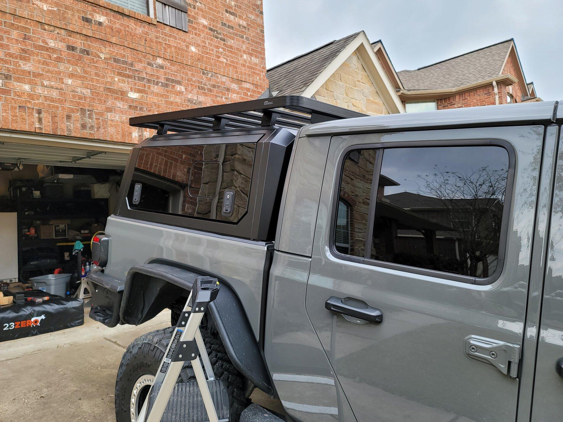 Jeep Gladiator WTS/WTT RSI Bedcap 20210226_130328