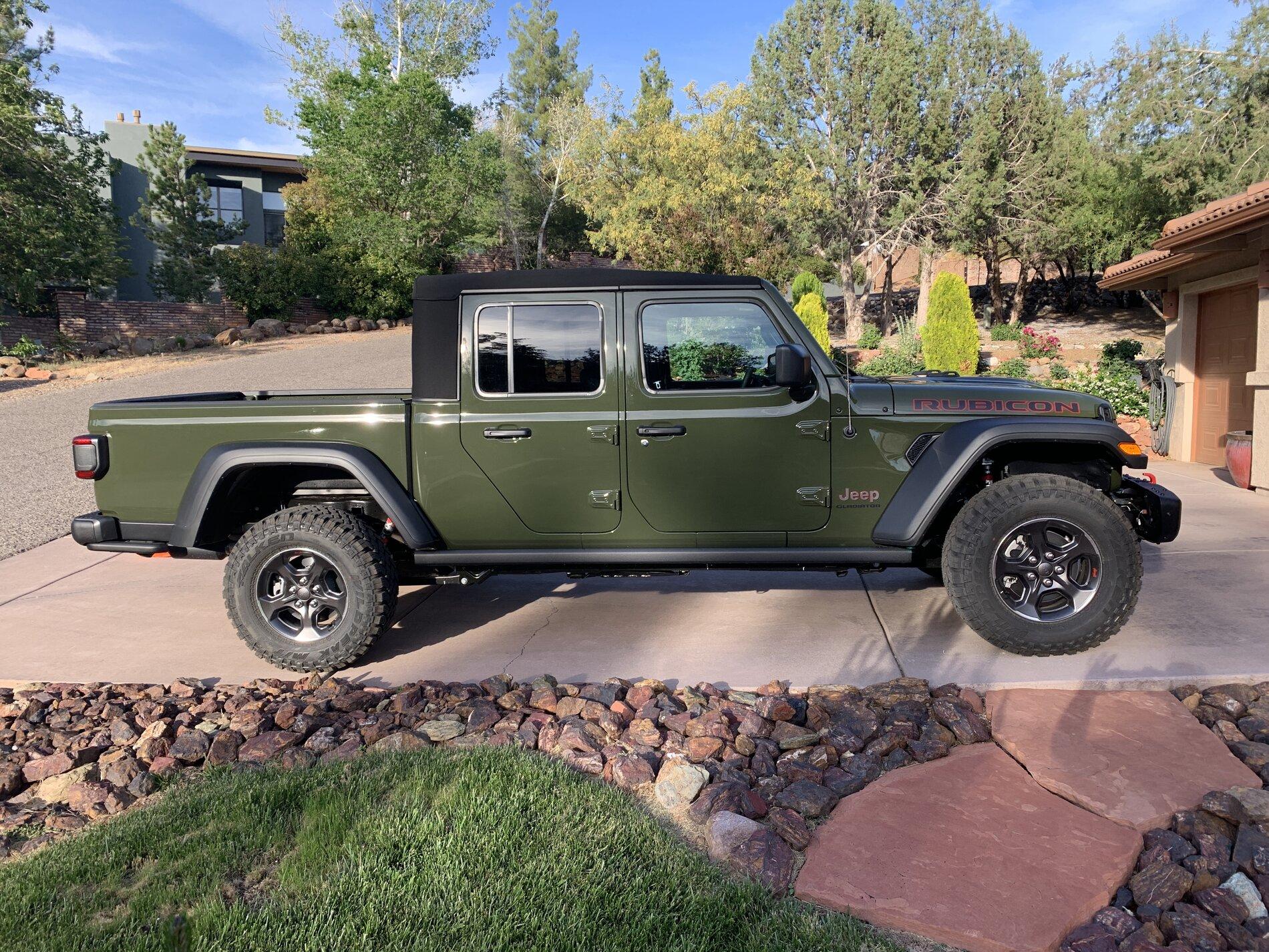 Jeep Gladiator Gladiator Window Sticker and Build Sheet Order Tracking E2B40F51-FE7A-4AC2-B150-A49FB242760F
