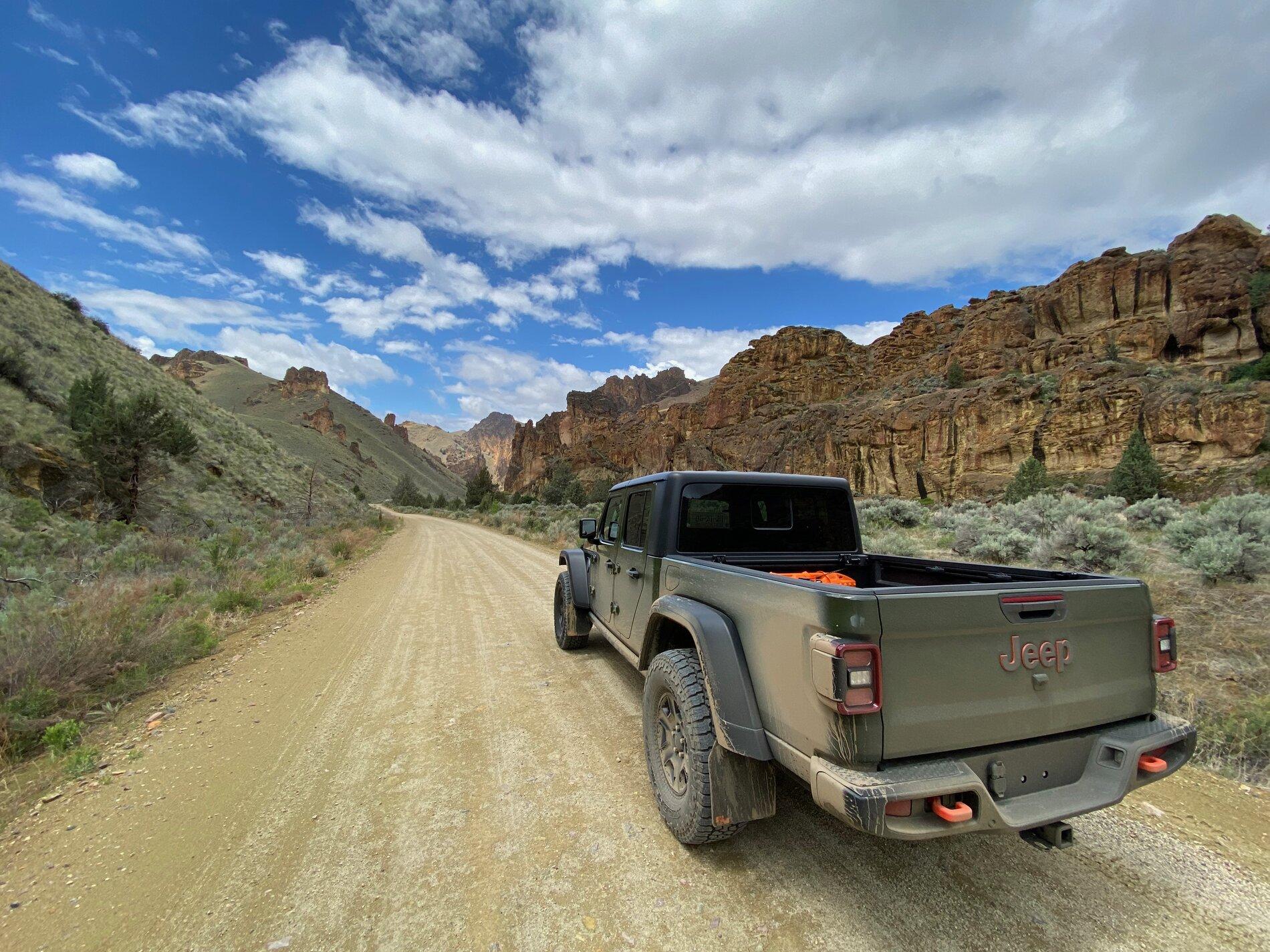 Jeep Gladiator Jeremy's 2021 Mojave IMG_1924