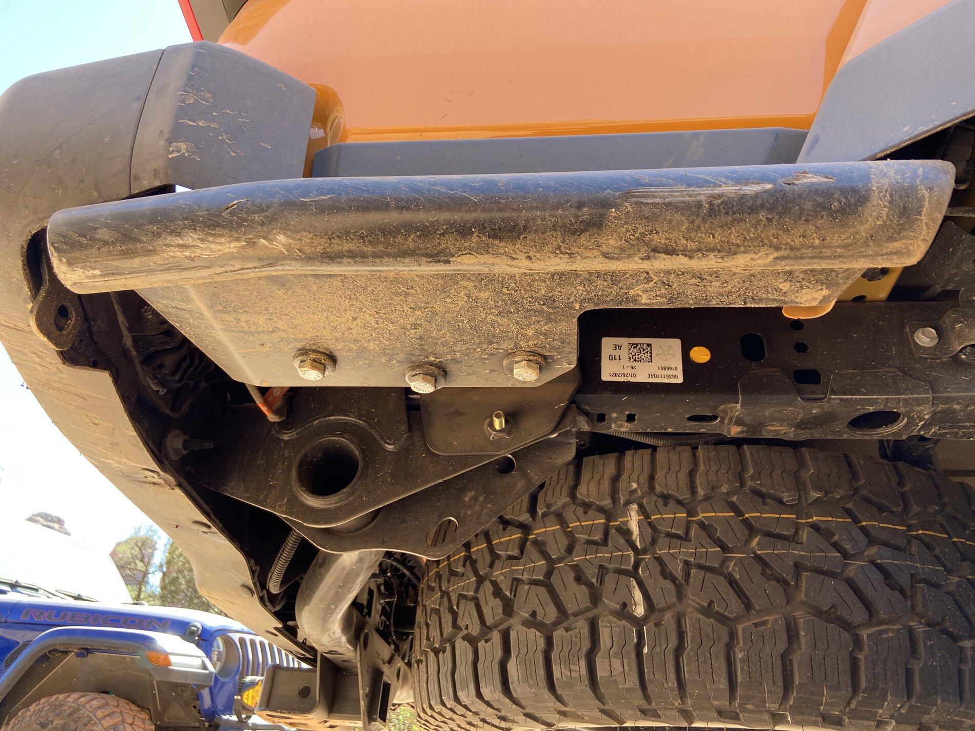 Jeep Gladiator Rusty's Offroad Bed Sliders Install (video) 34245578-AF13-4070-A86C-1421305BAE00