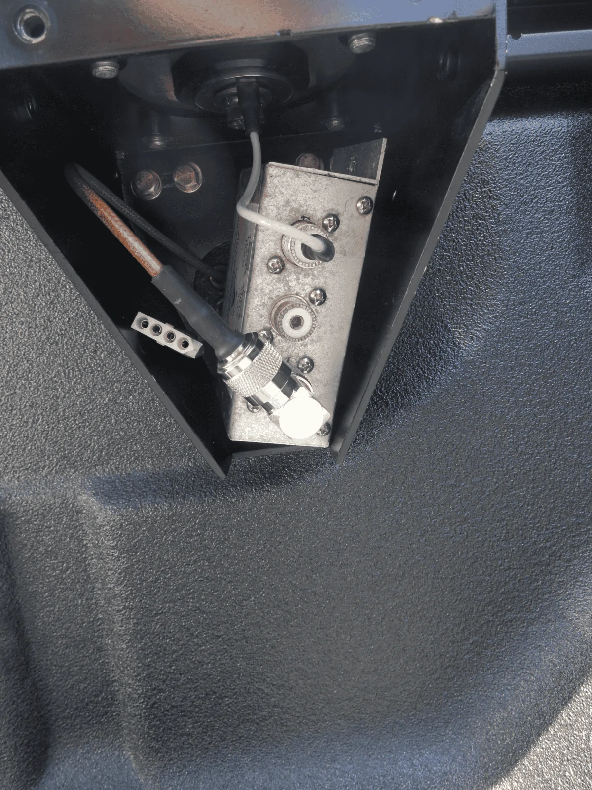 Jeep Gladiator Ham radio install 1622064688886