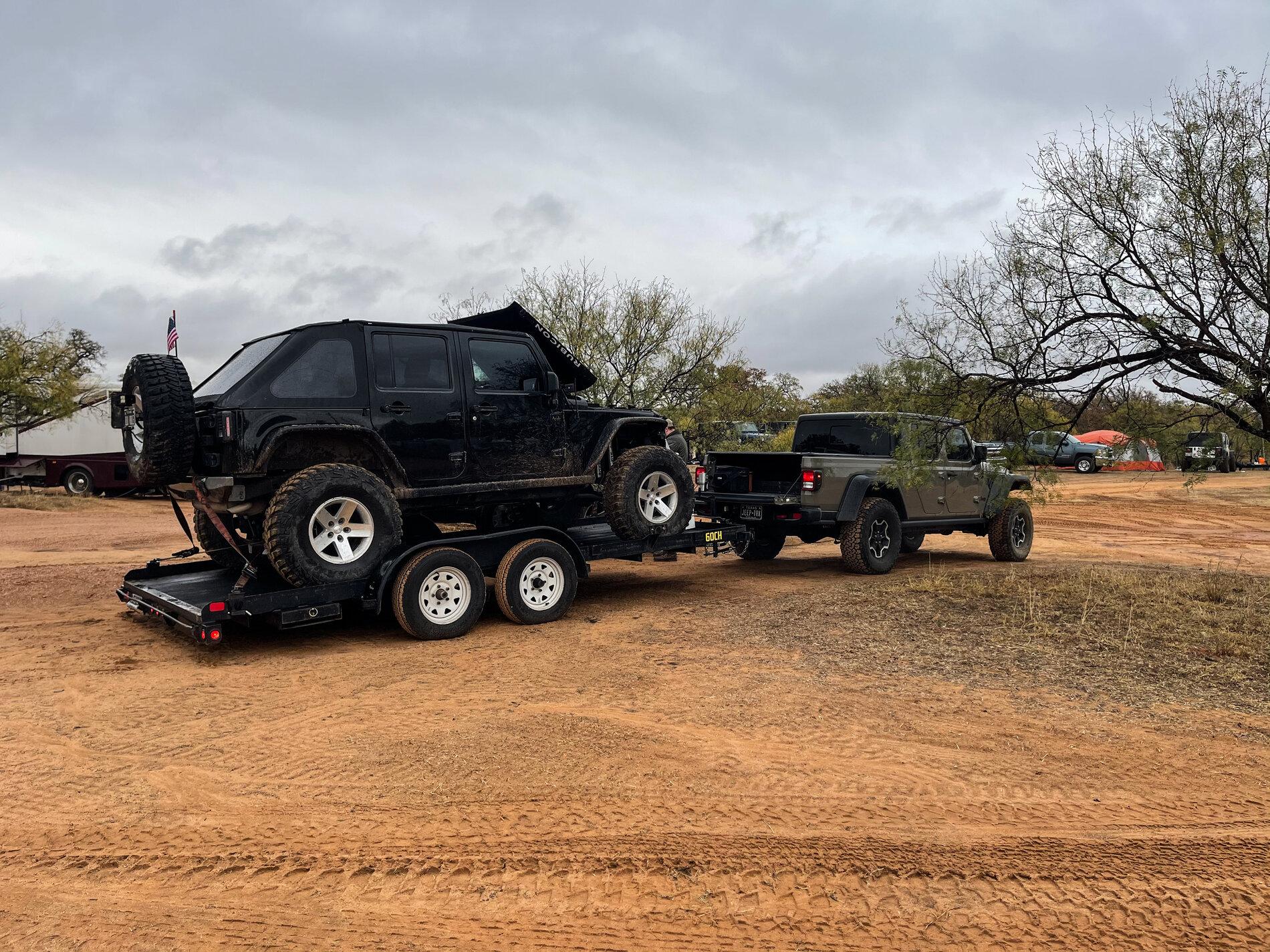 Jeep Gladiator Anybody Completely Enamored with the MAX TOW Stock? 1B3C27FB-B68B-4E11-B0BC-38D629DB3CBC