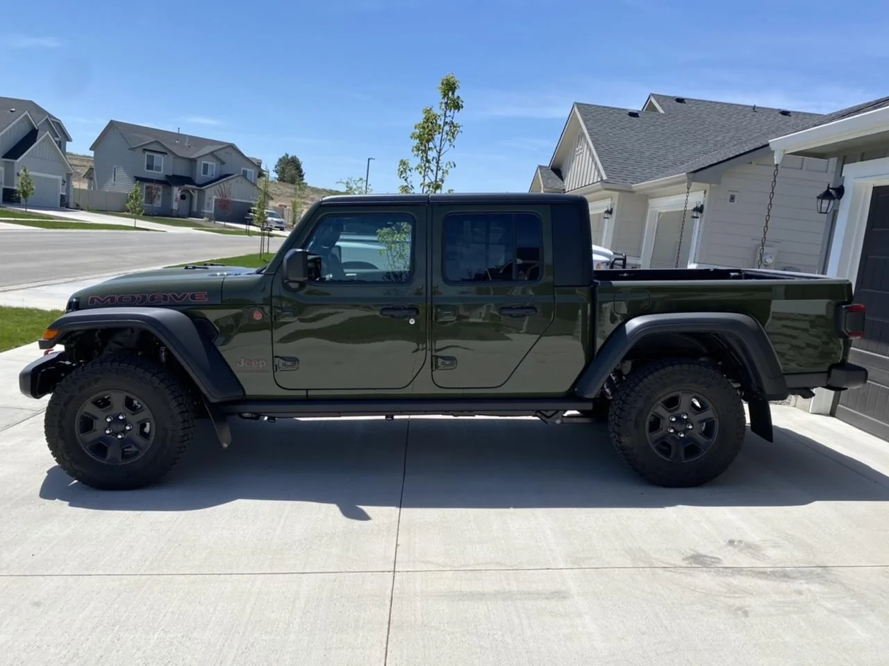 Jeep Gladiator Jeremy's 2021 Mojave 34454233-7CA2-4326-BDEE-E38C832BFA06