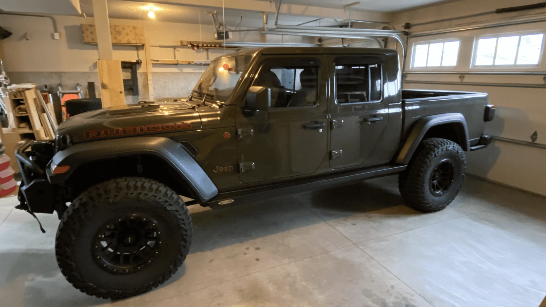 Jeep Gladiator Gladiator Rubicon - Sarge Green w/ Tan Leather Interior 1622152683473