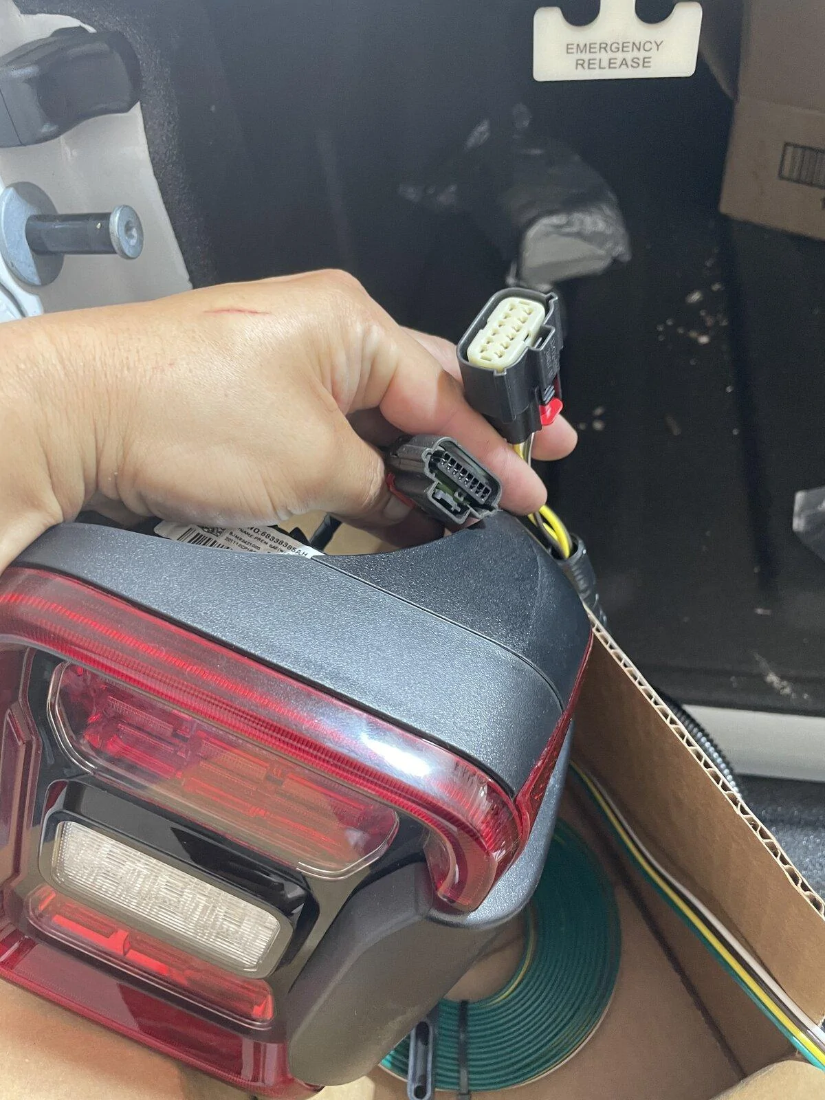 Jeep Gladiator Flat tow wiring IMG_1270
