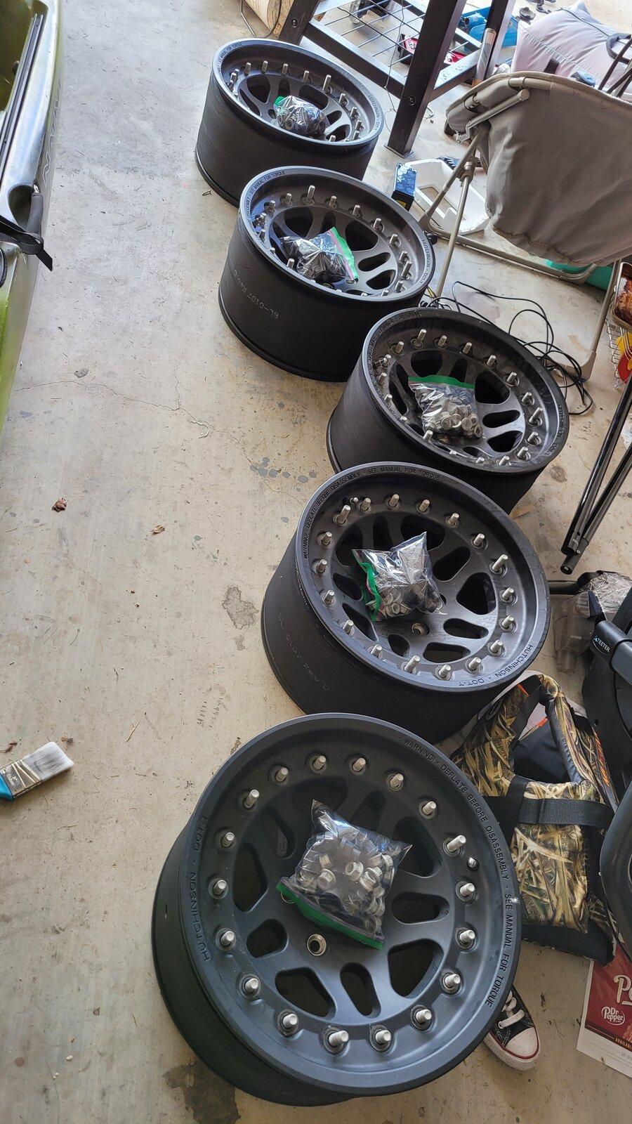 Jeep Gladiator Hutchinson rock monster beadlocks 20210521_151940