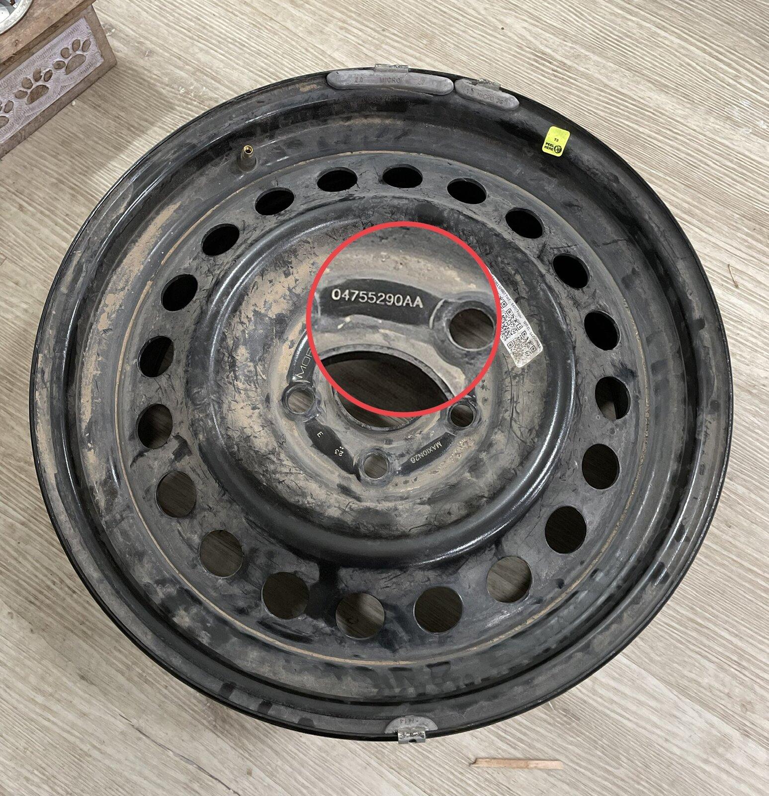 Jeep Gladiator ISO: Steel Spare Wheels 9066F460-0660-44D5-910B-DEF38E1B1E81