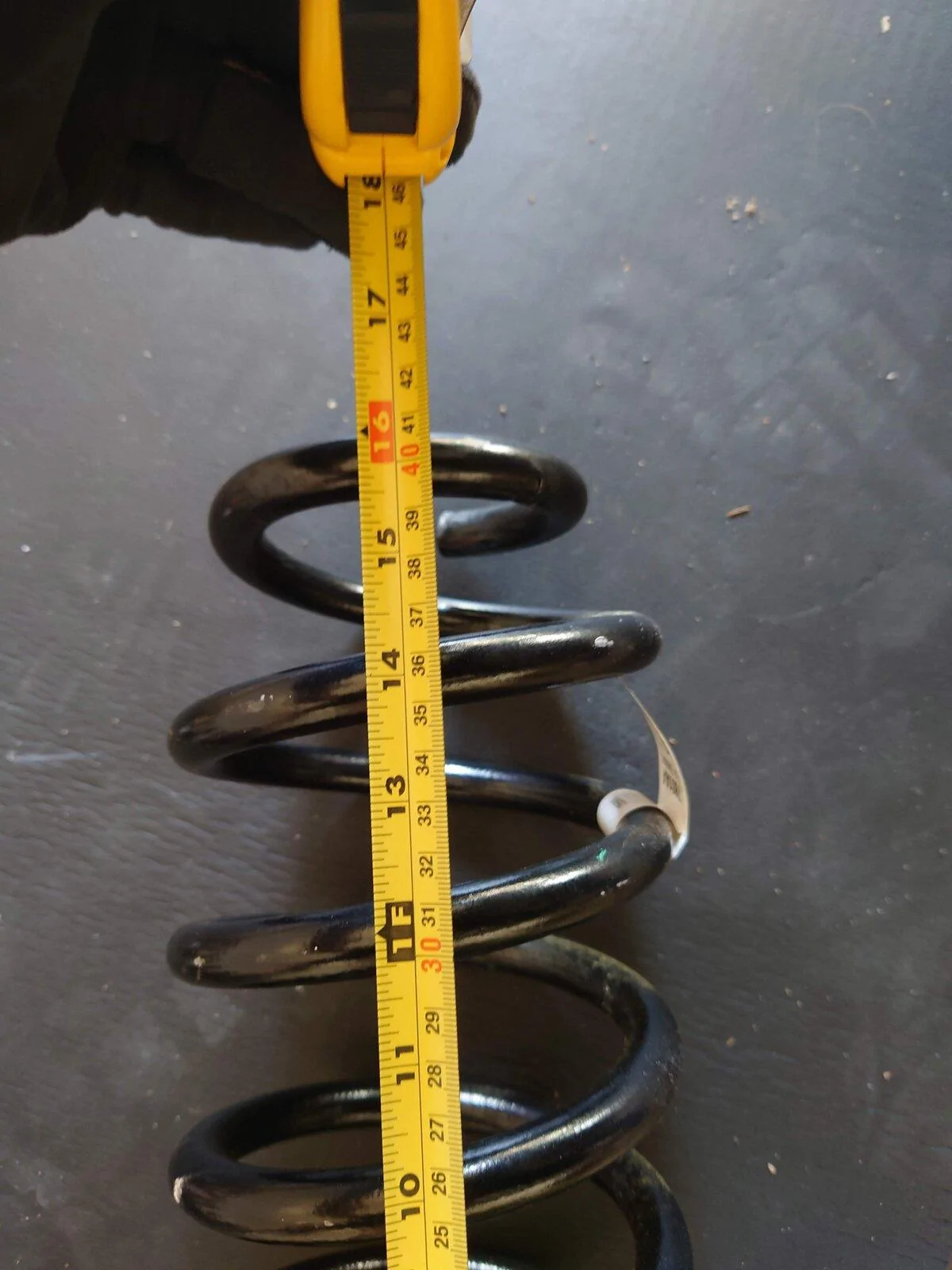 Jeep Gladiator Confirmed: Rubicon Front Springs 340/ 343 are 1" Taller than Sport S Max Tow DSC_0477