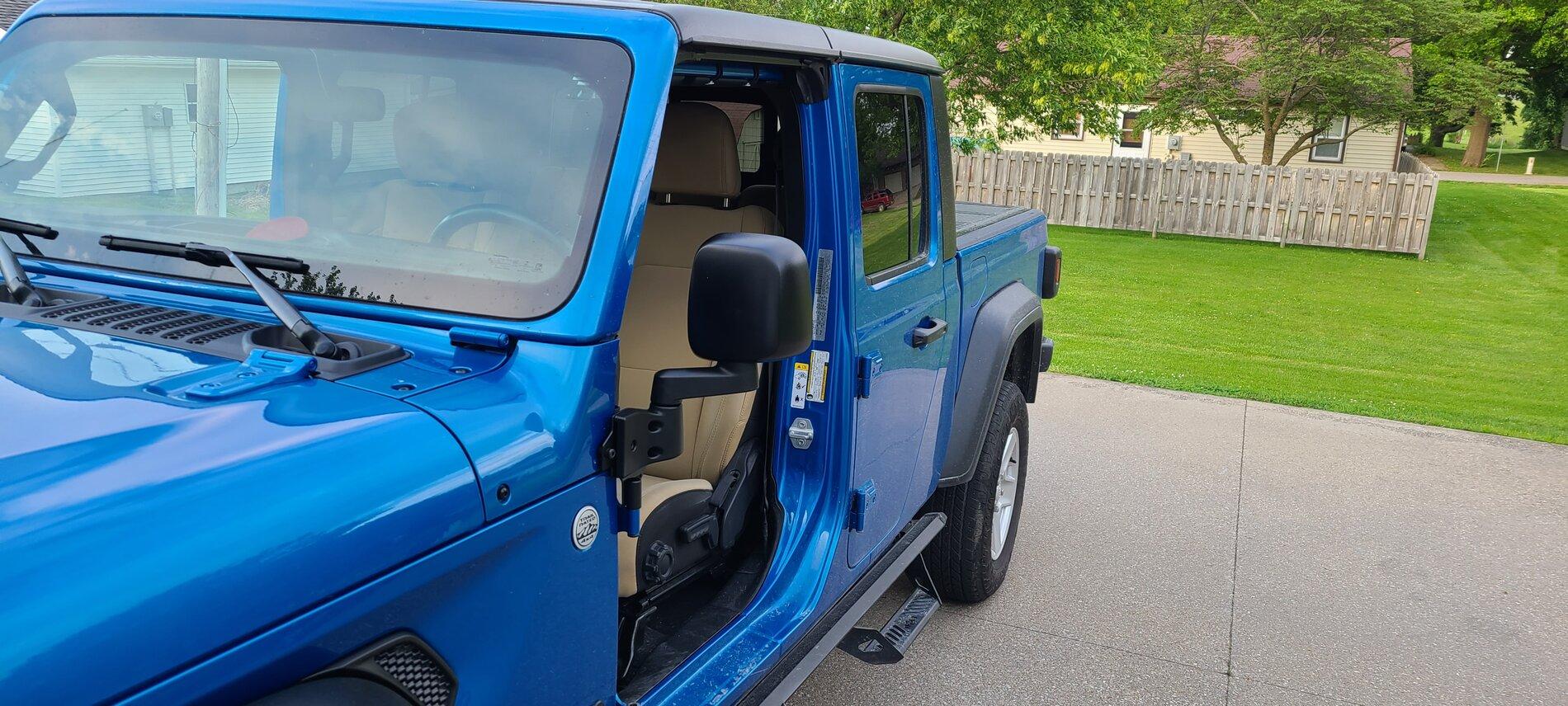 Jeep Gladiator Mopar door off mirrors and brackets 20210527_192341