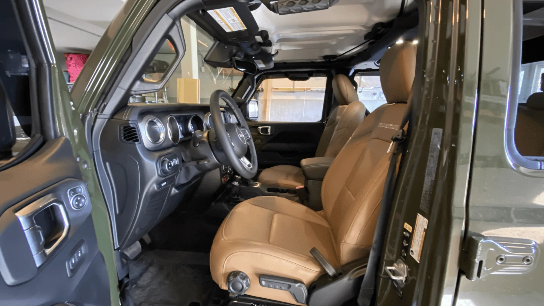 Jeep Gladiator Gladiator Rubicon - Sarge Green w/ Tan Leather Interior 1622266289087