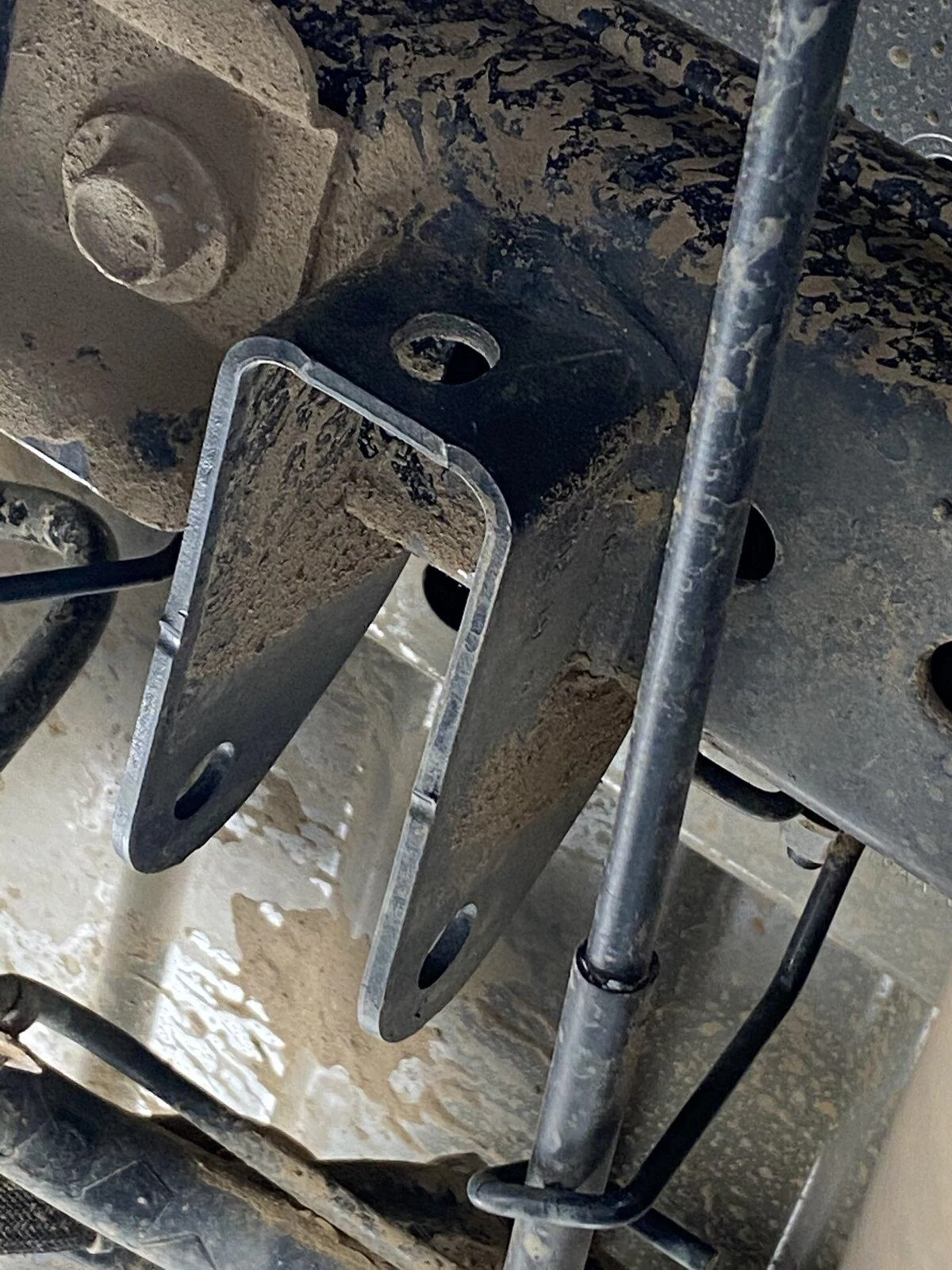 Jeep Gladiator Mystery Bracket under the bed? 9B3FE9F6-C1AC-40BF-8F9B-A70E5A617B6A
