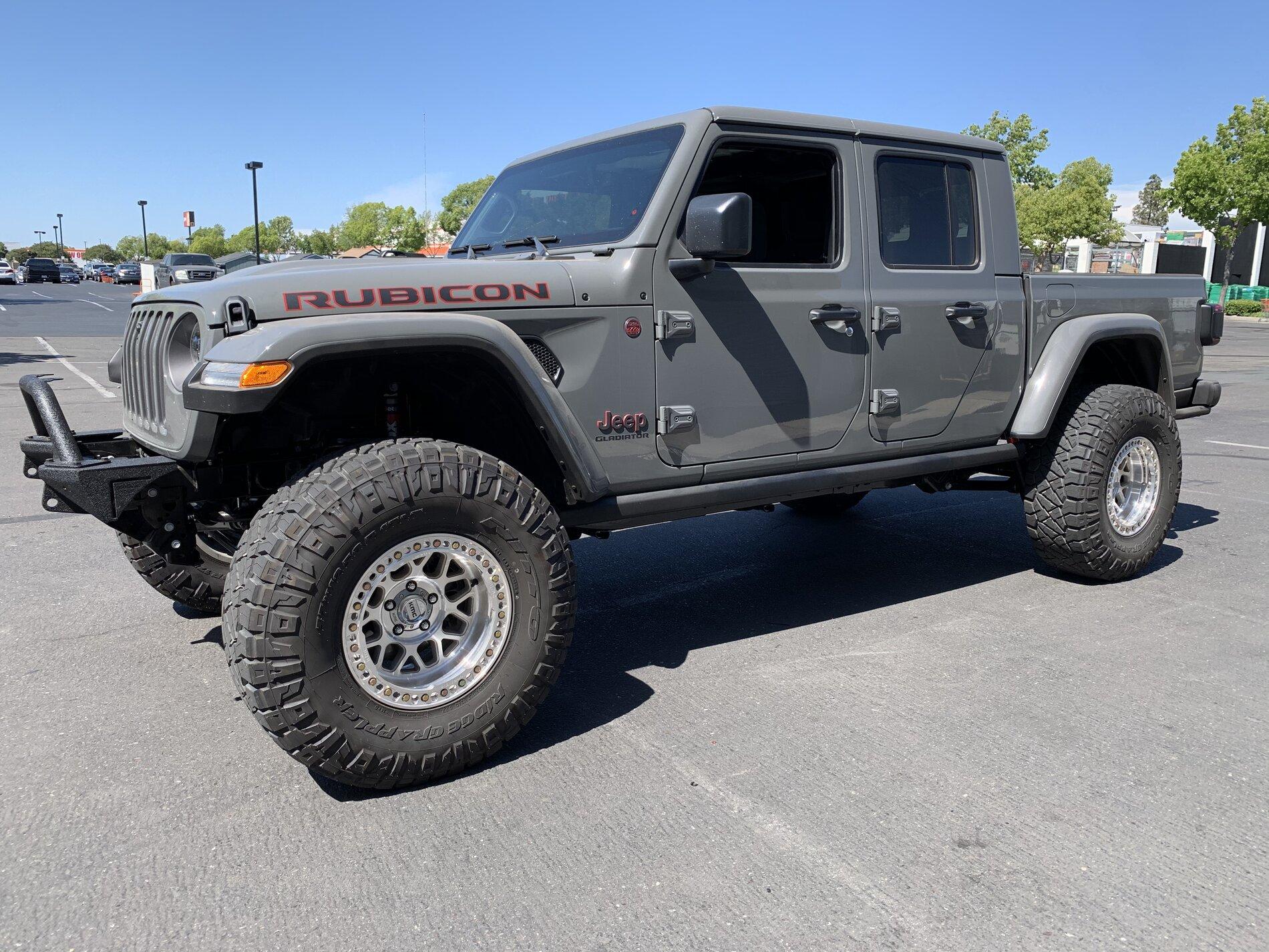 Jeep Gladiator 2021 SikJeep Sting gray Gladiator build 1F544DE6-D82D-4A2F-8115-3F9D5955D22A