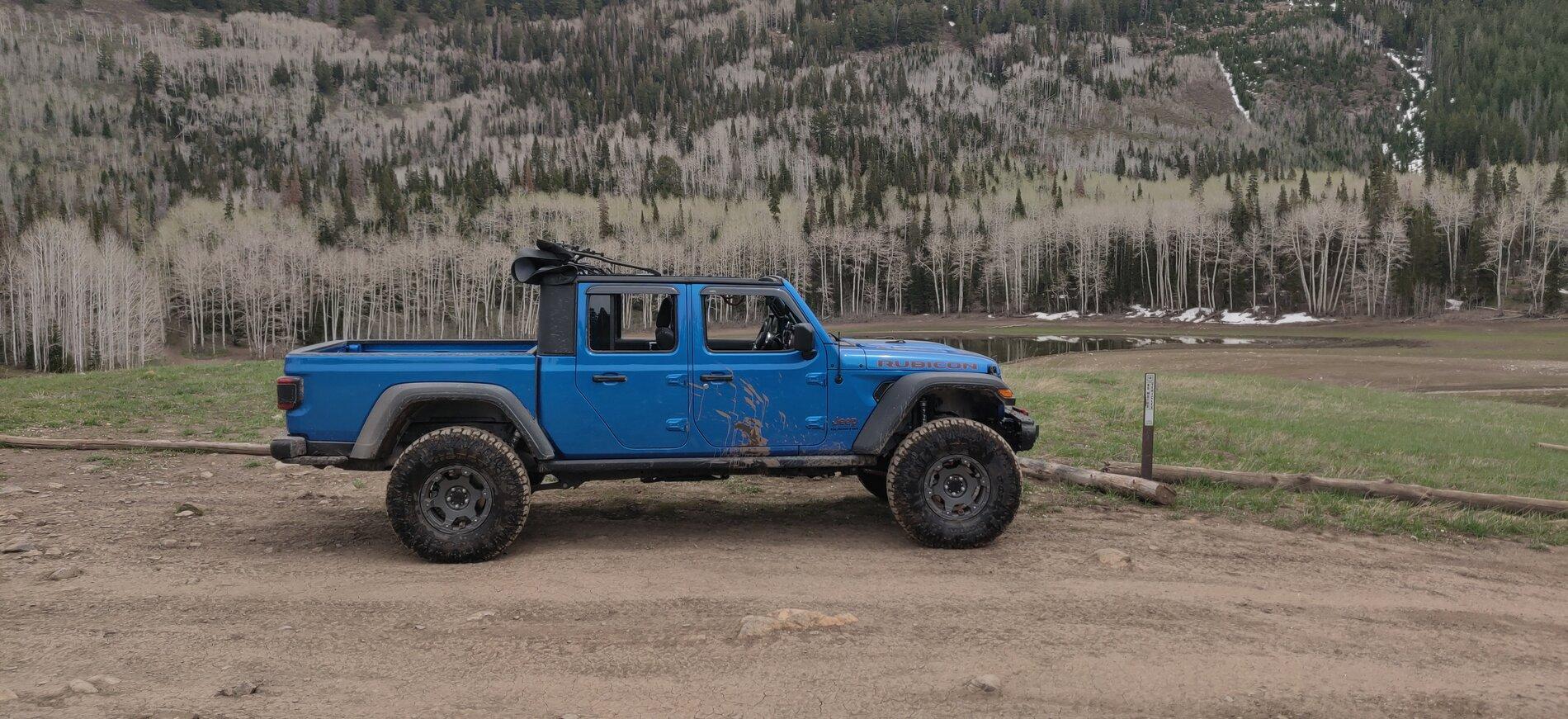 Jeep Gladiator HYDRO BLUE PEARL Gladiator JT Club IMG_20210529_141255