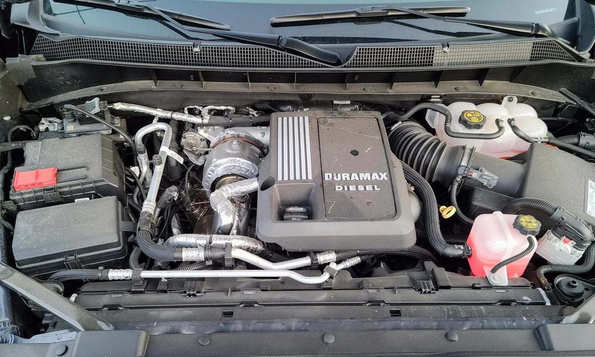 Jeep Gladiator Gladiator 3l turbo diesel and Silverado 3l turbo diesel.  I’ve got both so mini review. UPDATE! GzOBxC2