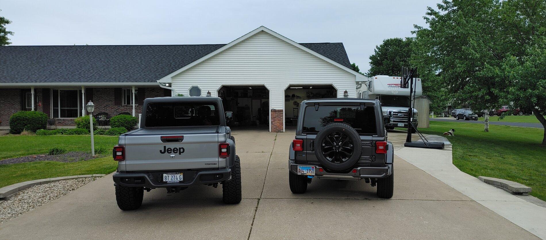 Jeep Gladiator Wife got a 4xe! Awesome! 0530211800a