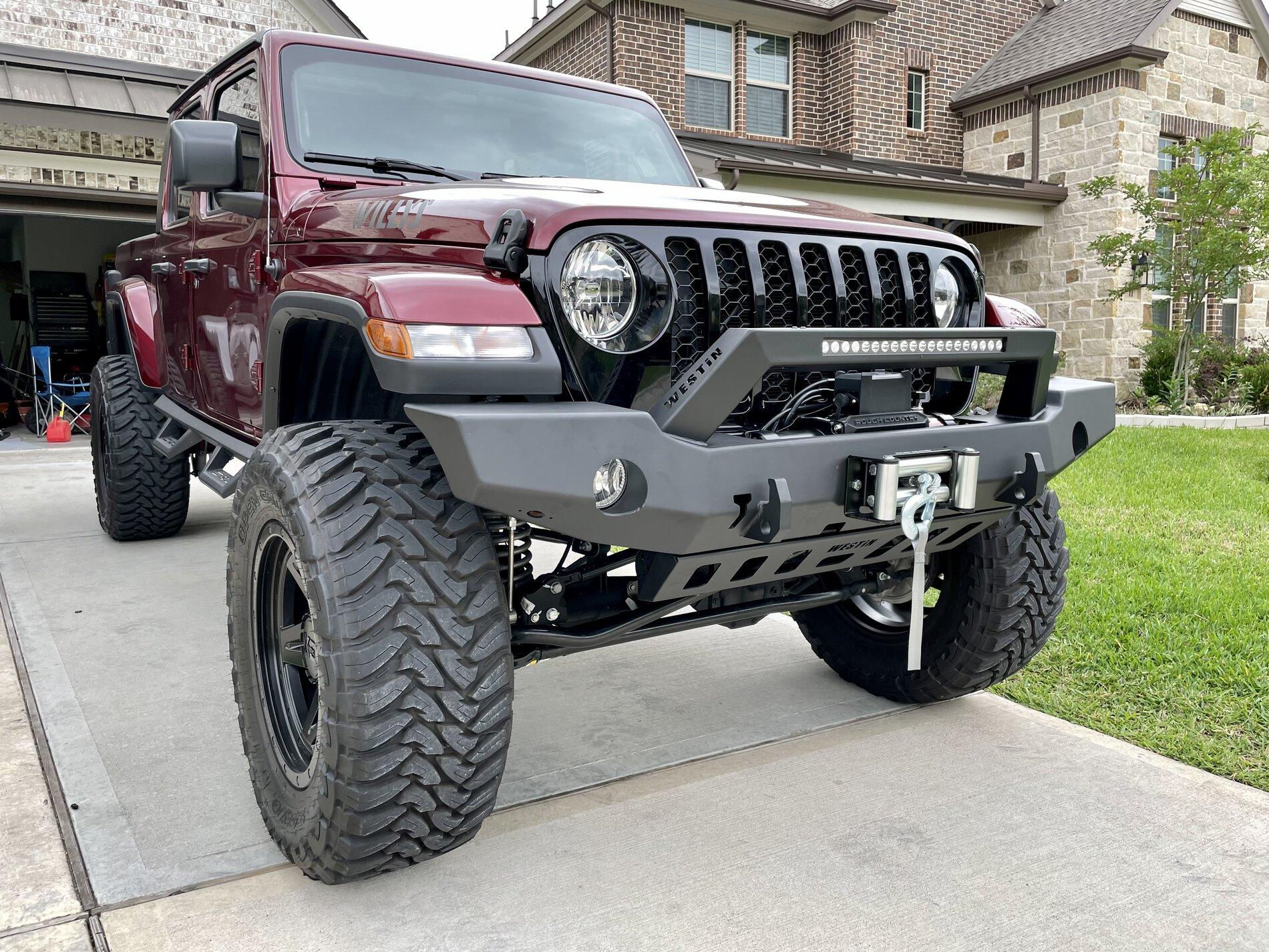 Jeep Gladiator 6” Rough Country lift on 37’s B7BC0557-438A-4FAC-8424-CC494192C257