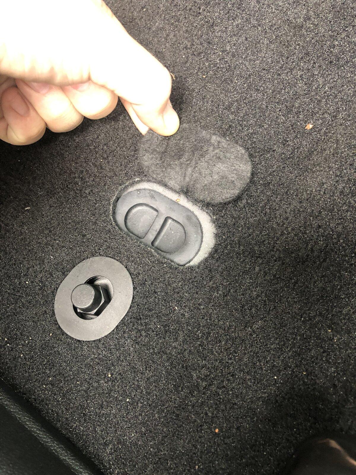 Jeep Gladiator Help from Gladiator owners with Jeep/Mopar Brand Slush Mats installed at dealer - Drain Hole?? EDF441F1-D318-432F-8456-37DBBD21BD4B