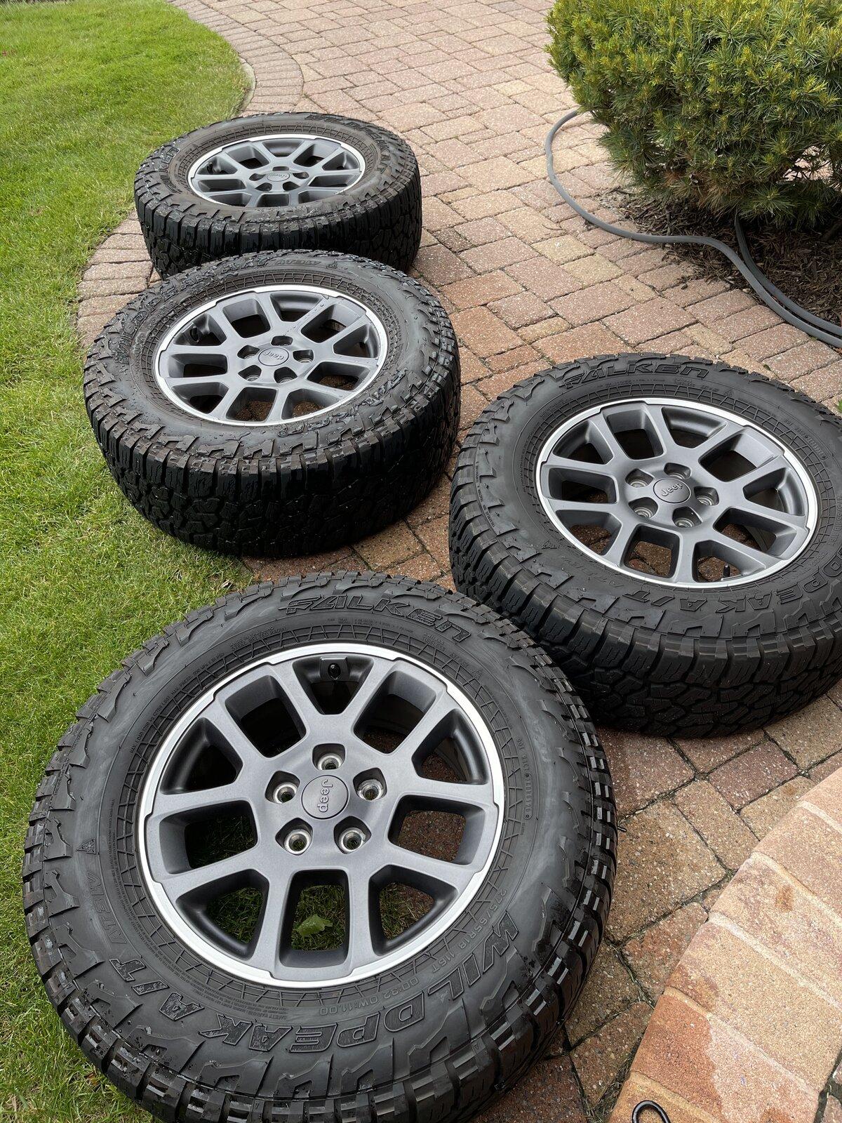 Jeep Gladiator 4 Falken wildpeak AT3W’s on overland wheels 10B6E59D-AA78-46C8-9135-B5408B088FA9