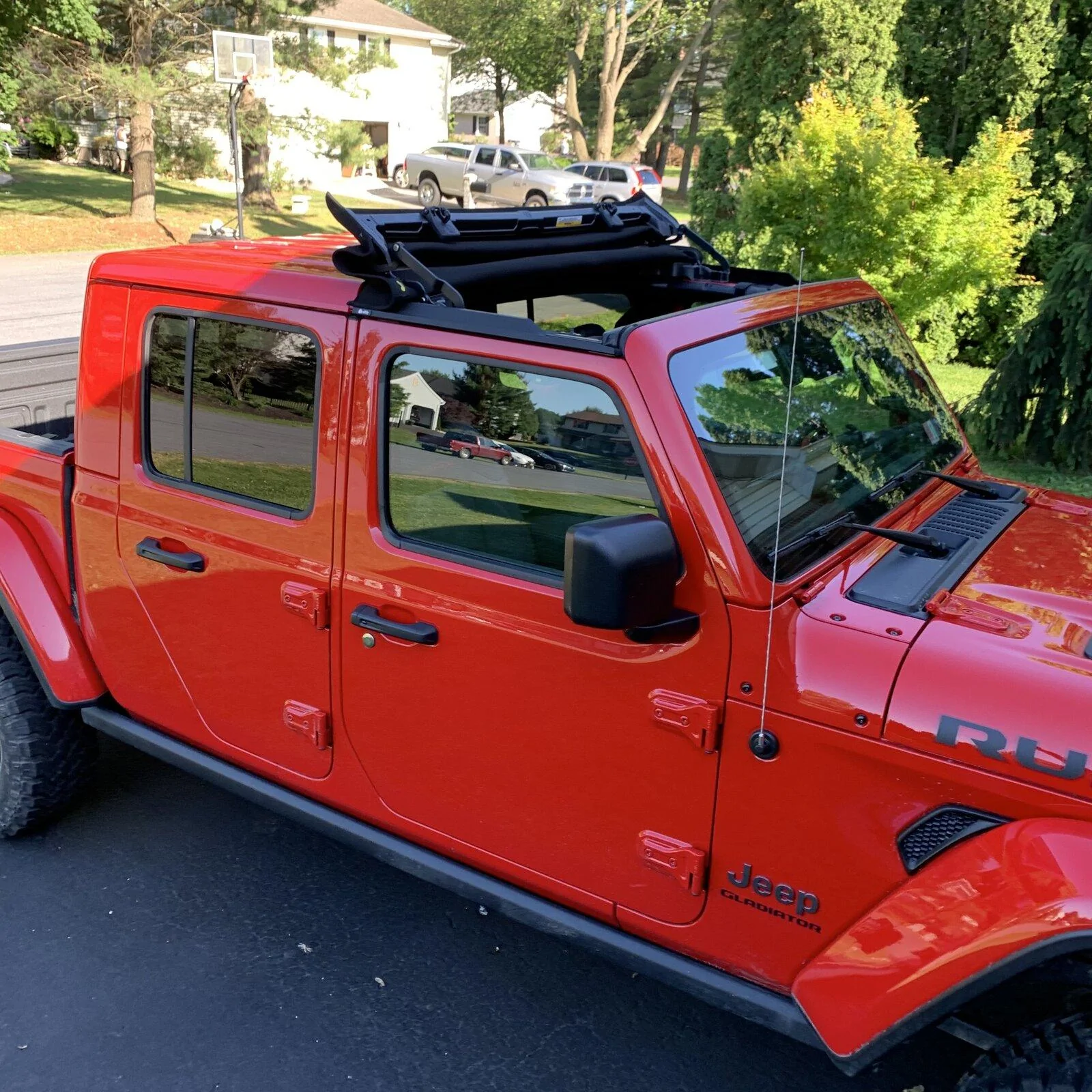 Jeep Gladiator 2020 JTR in Firecracker Red B320A2EA-4F07-4D10-BCAD-EC6C92012150