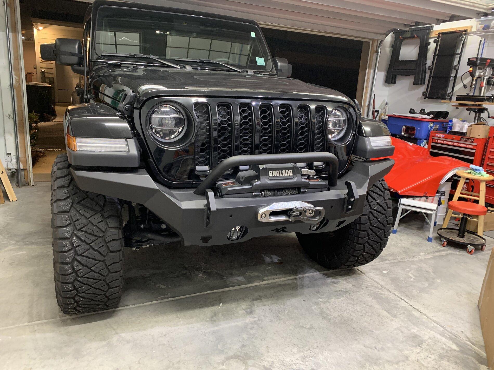 Jeep Gladiator Rugged Ridge Venator Front Bumper - painting the skid plate? IMG_3094.JPG