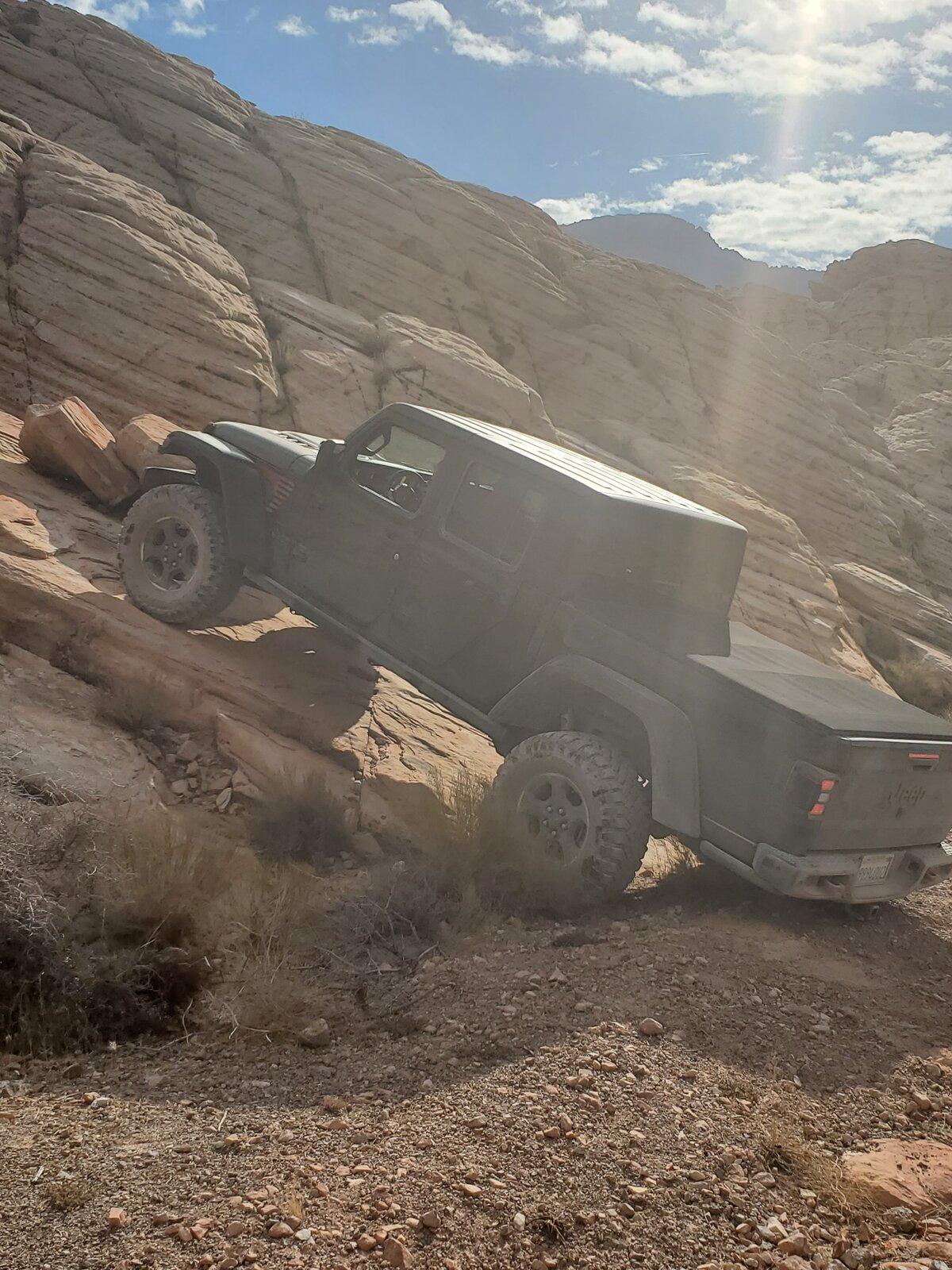 Jeep Gladiator Opinions please...  eye appeal, lift for 35" tires on JT  Rubicon.  Moderate trails Bitter Springs 3
