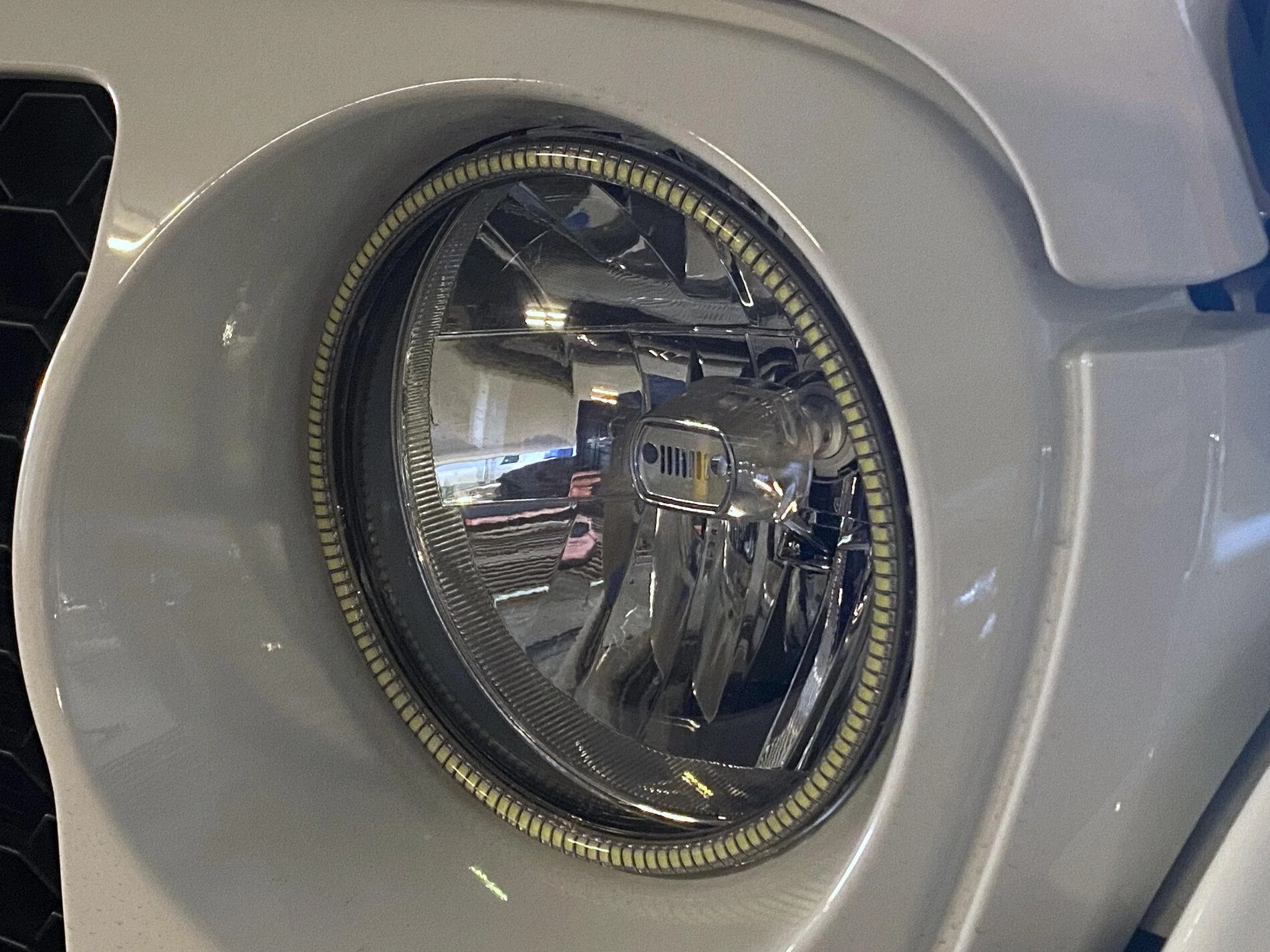 Jeep Gladiator FEATURED: ORACLE JL/ Gladiator Surface Mount LED Halo Kit IMG_9319