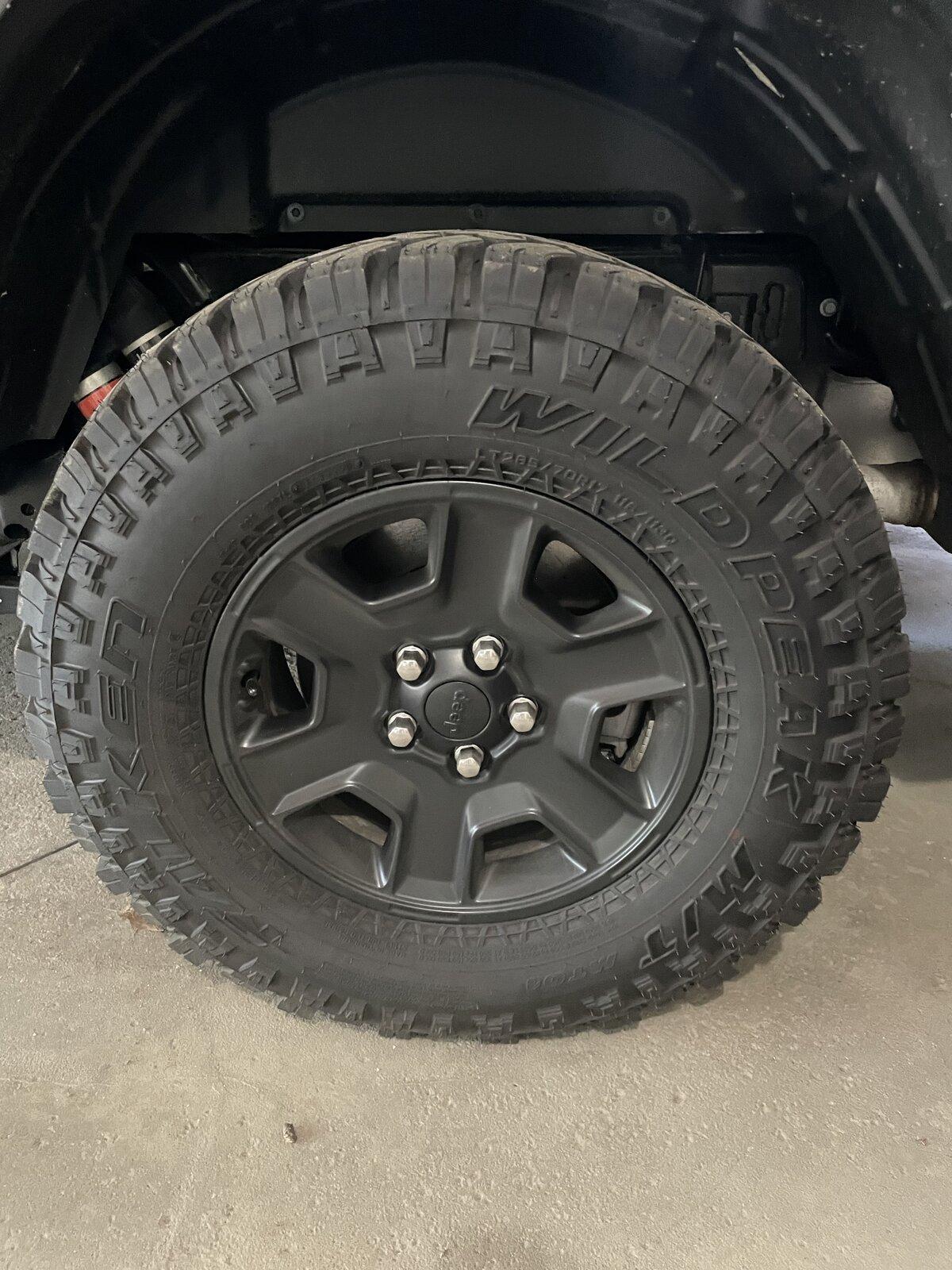 Jeep Gladiator Mojave take offs 500 miles ADB65342-2489-4EEF-BD83-3DE2A79D4F71
