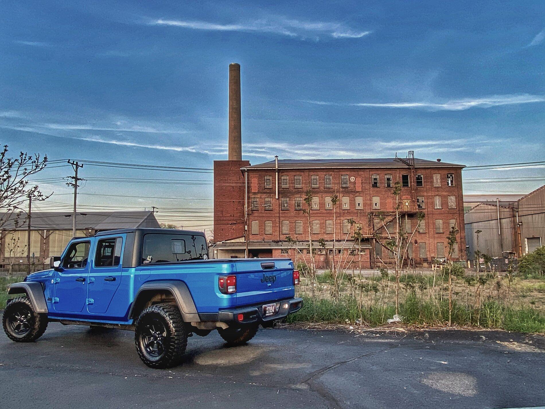 Jeep Gladiator Gladiator Glamour Shots 3201C87E-0249-4232-9C5F-D679F599F3B6