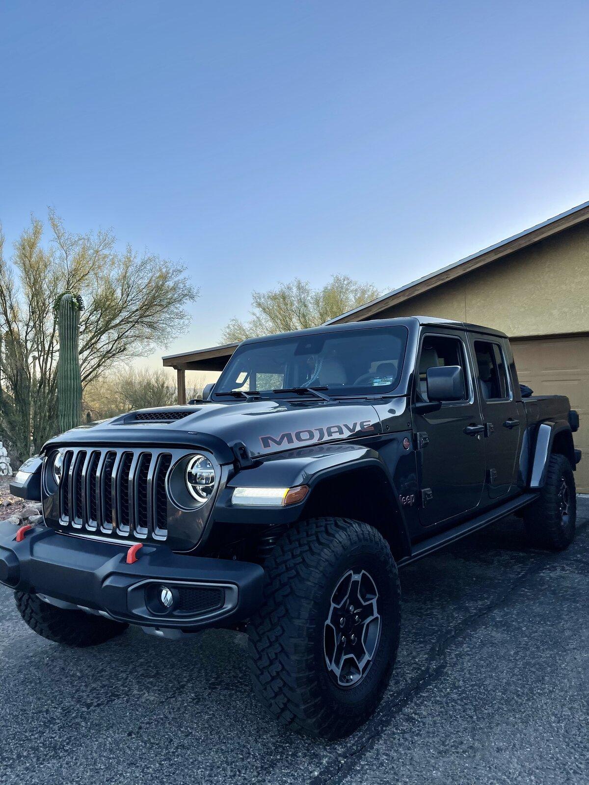 Jeep Gladiator Willys or Mojave? AD8C0074-EC54-4E7F-9EA1-AC003AC2570D