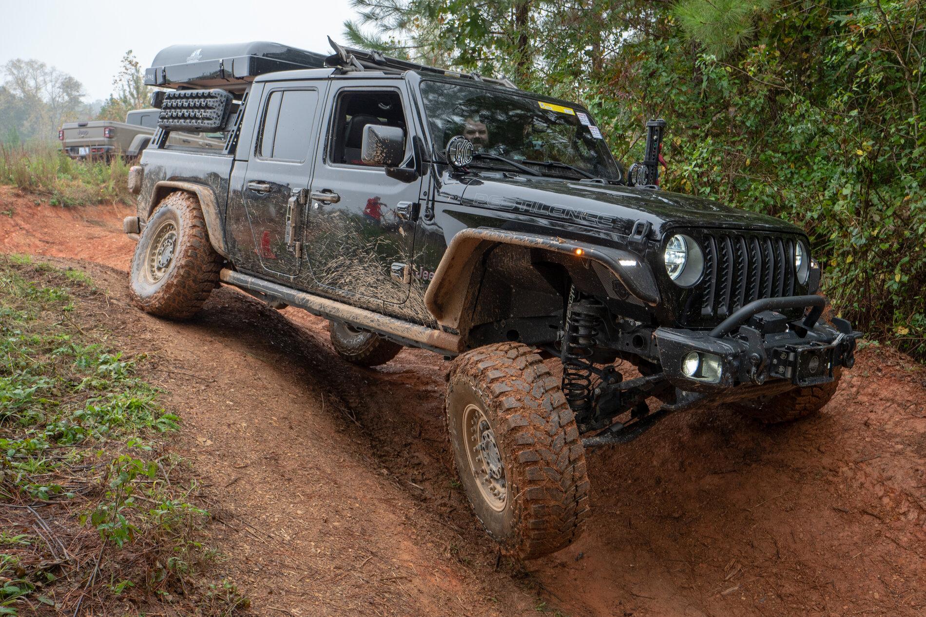 Jeep Gladiator Lets see all those Gladiators with lifts and bigger tires! P1086287