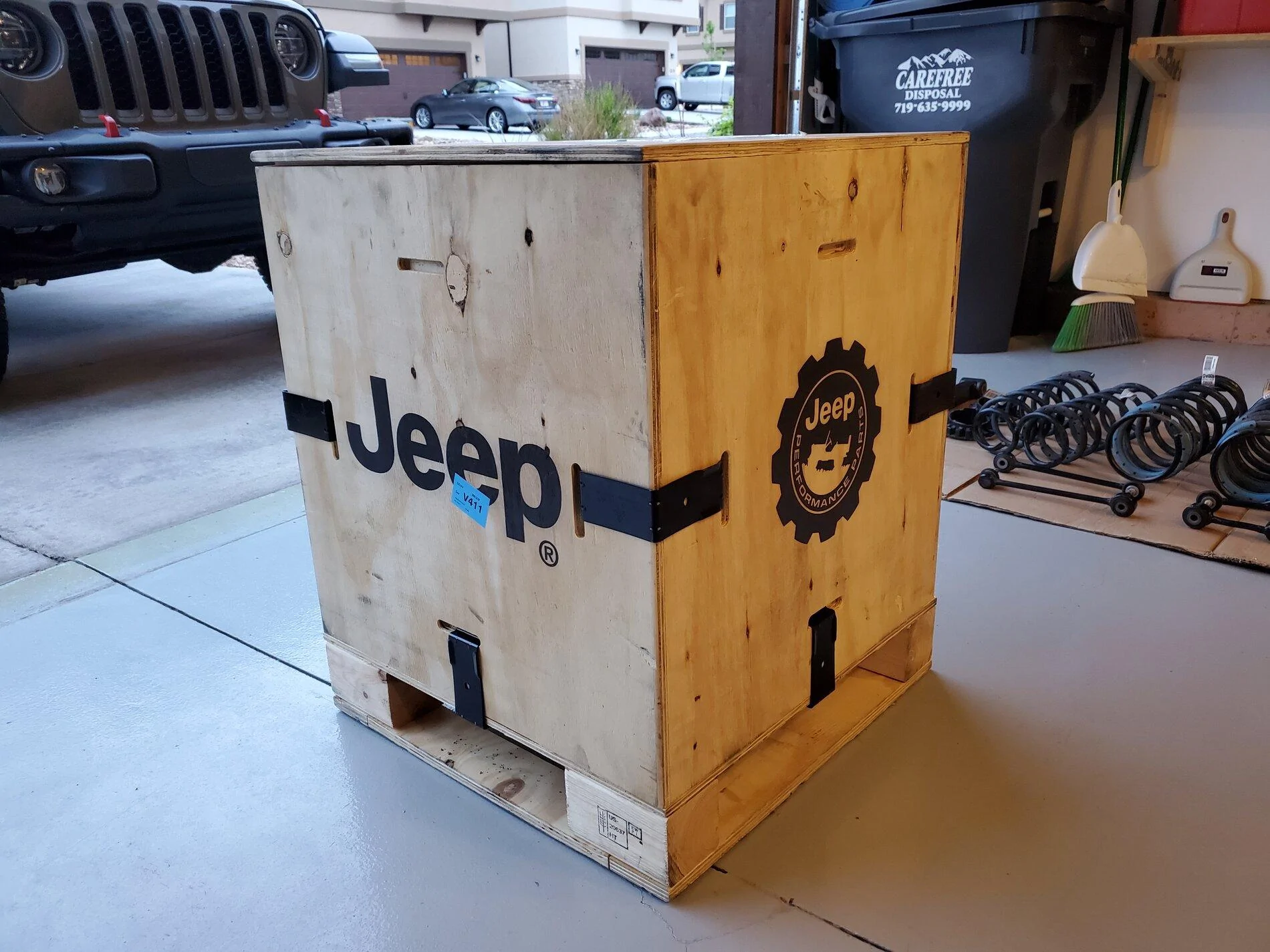 Jeep Gladiator FOR SALE: Rubicon Suspension Take-offs INCLUDING Wooden Jeep Crate - $300 20210530_193753