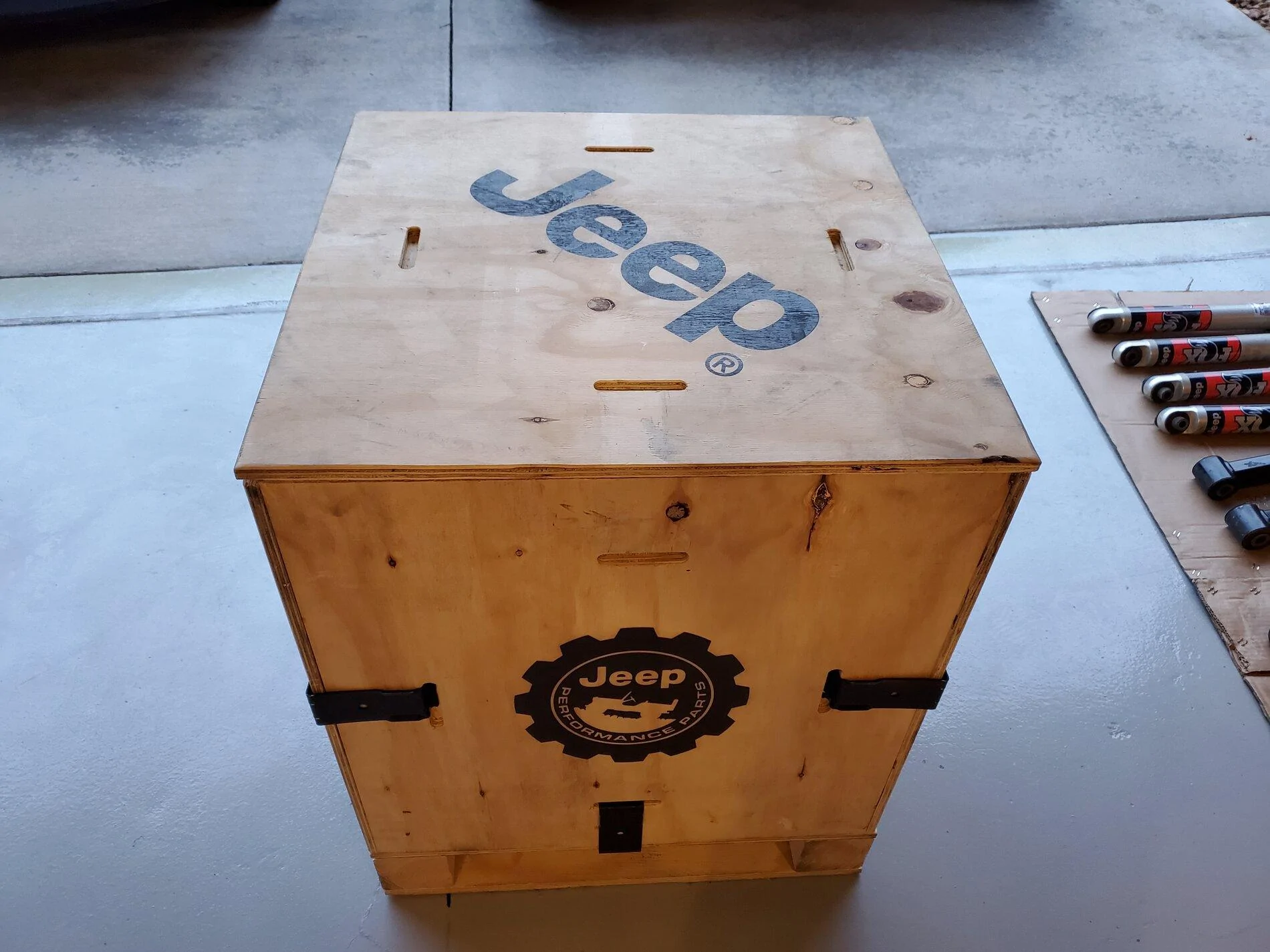 Jeep Gladiator FOR SALE: Rubicon Suspension Take-offs INCLUDING Wooden Jeep Crate - $300 20210530_194000