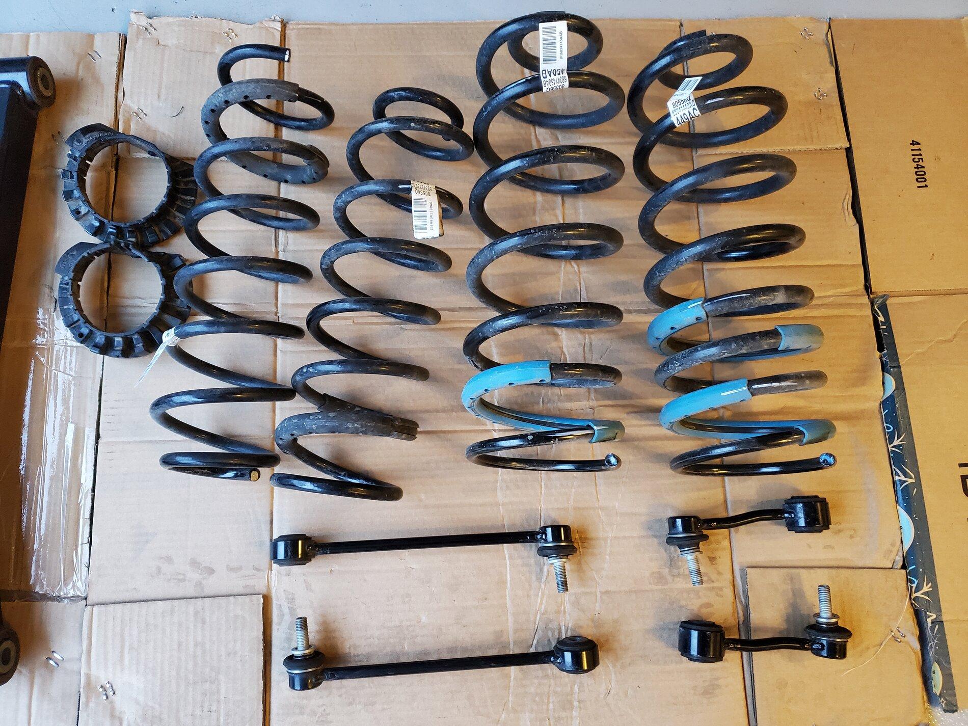 Jeep Gladiator FOR SALE: Rubicon Suspension Take-offs INCLUDING Wooden Jeep Crate - $300 20210530_193817
