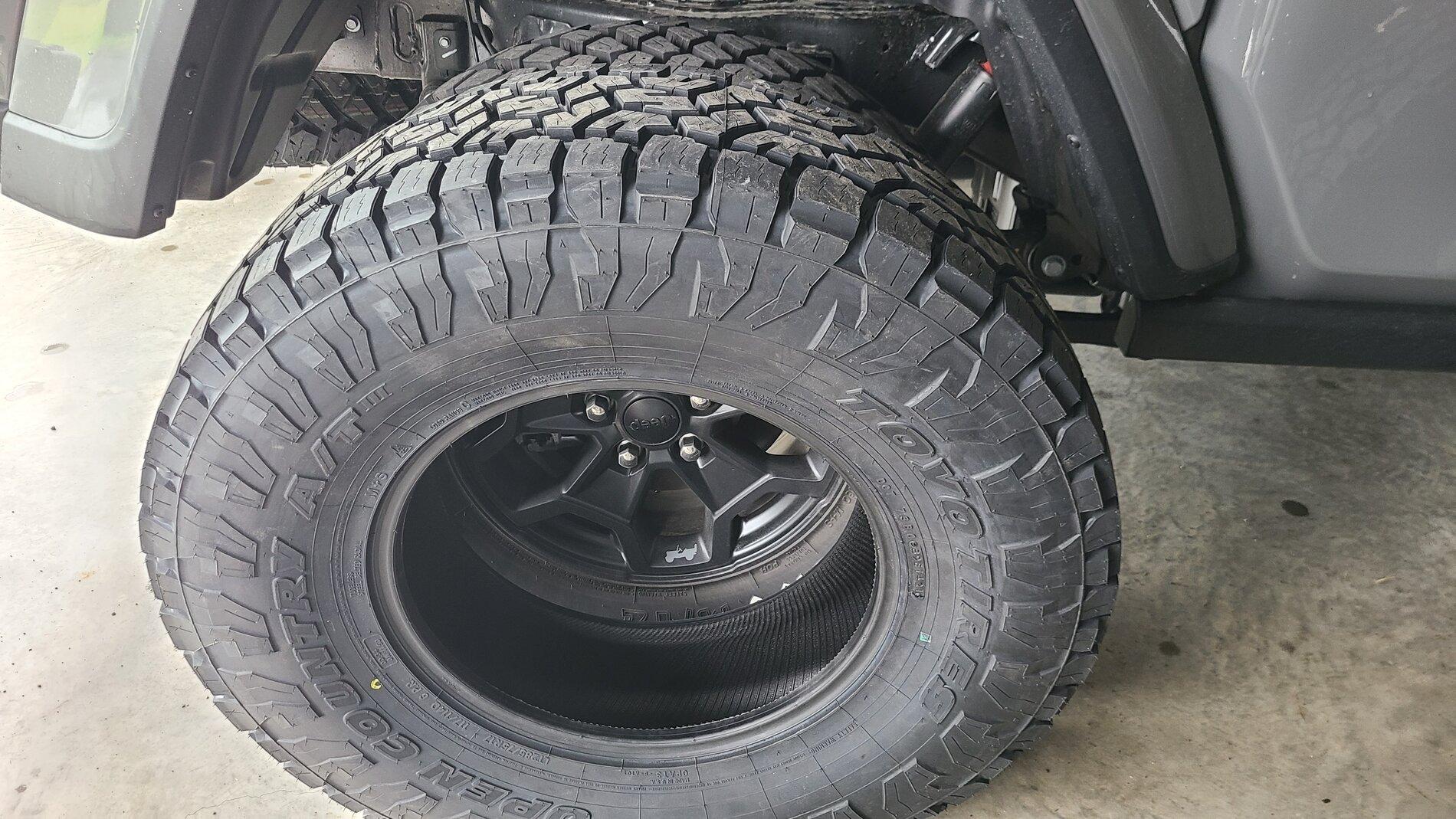 Jeep Gladiator Let's see your 285/75 17 tires 20210602_162001