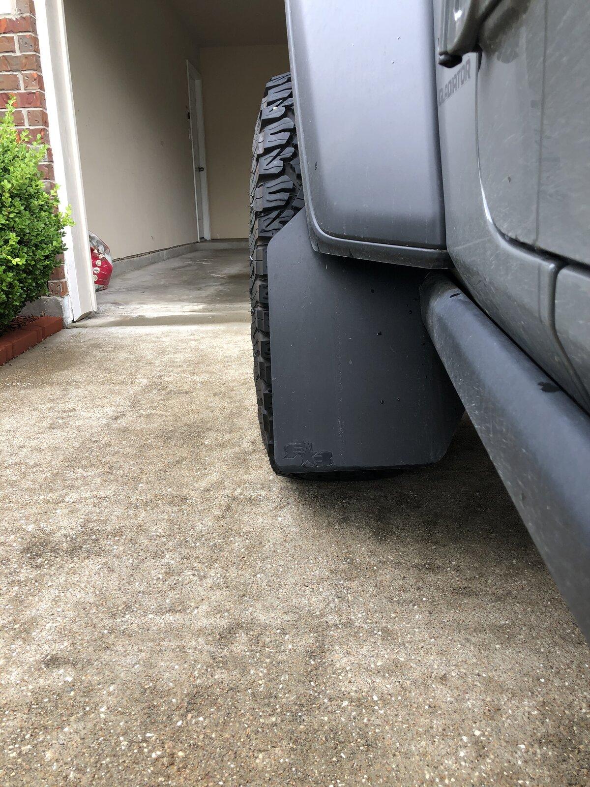 Jeep Gladiator Mojave backspace and offset help. 7A01ACDE-73A7-403F-9672-2BB5A390A4A9