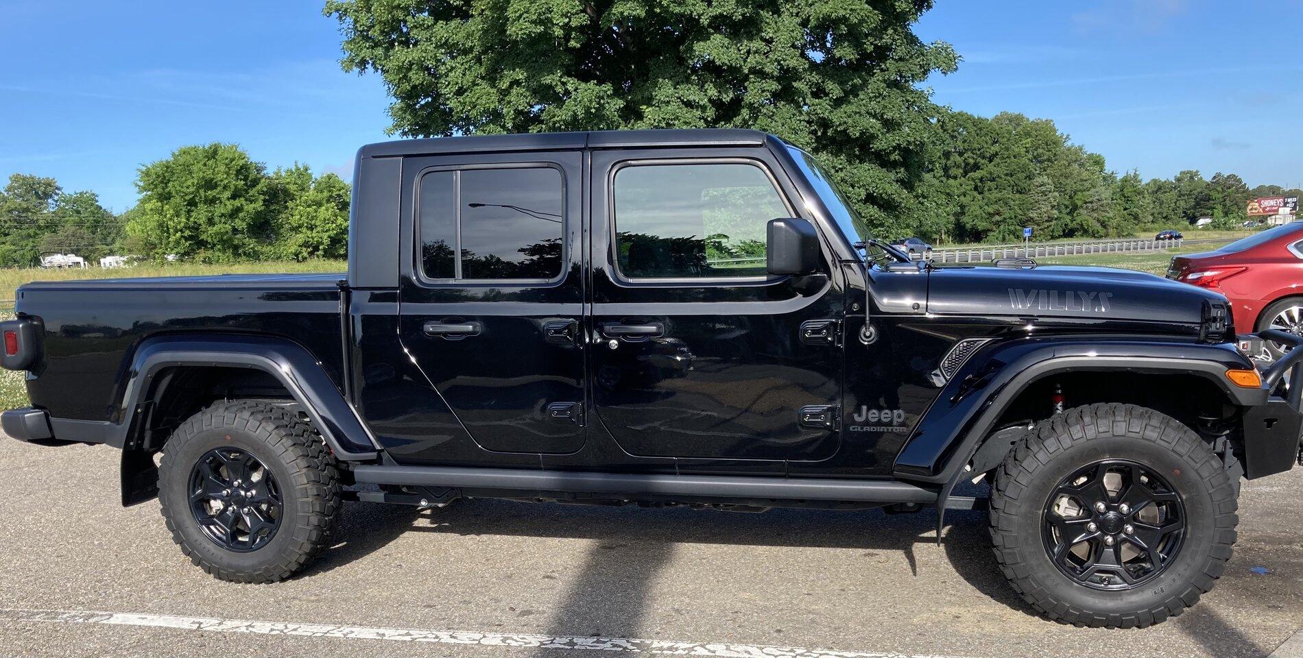 Jeep Gladiator The Philistine thread - non-lifted Gladiators and not likely to be, either 1CC85E3E-D91B-46FC-A0CC-22B571885071