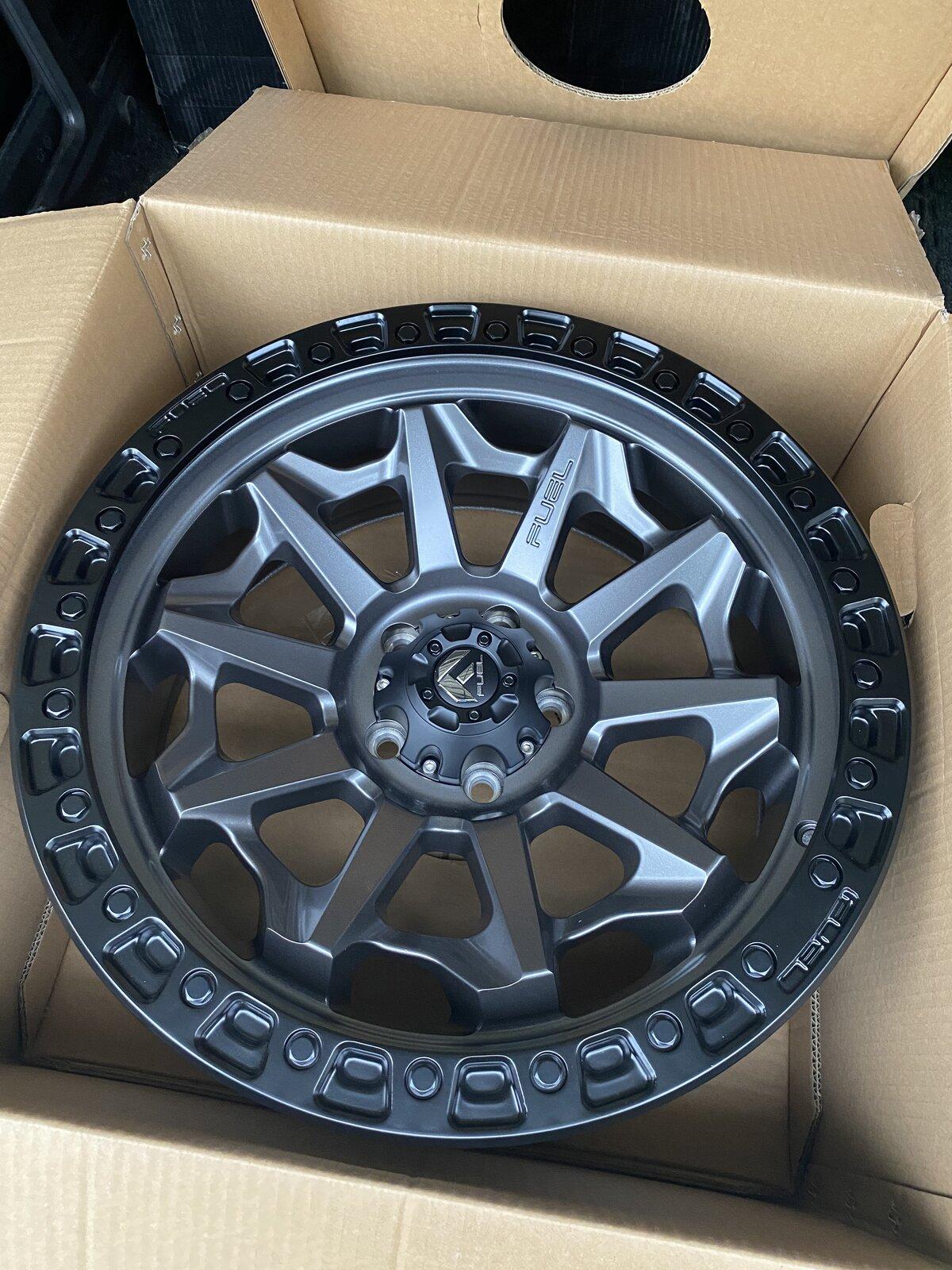 Jeep Gladiator SHOW ME YOUR WHEELS! IMG_5955[1].JPG