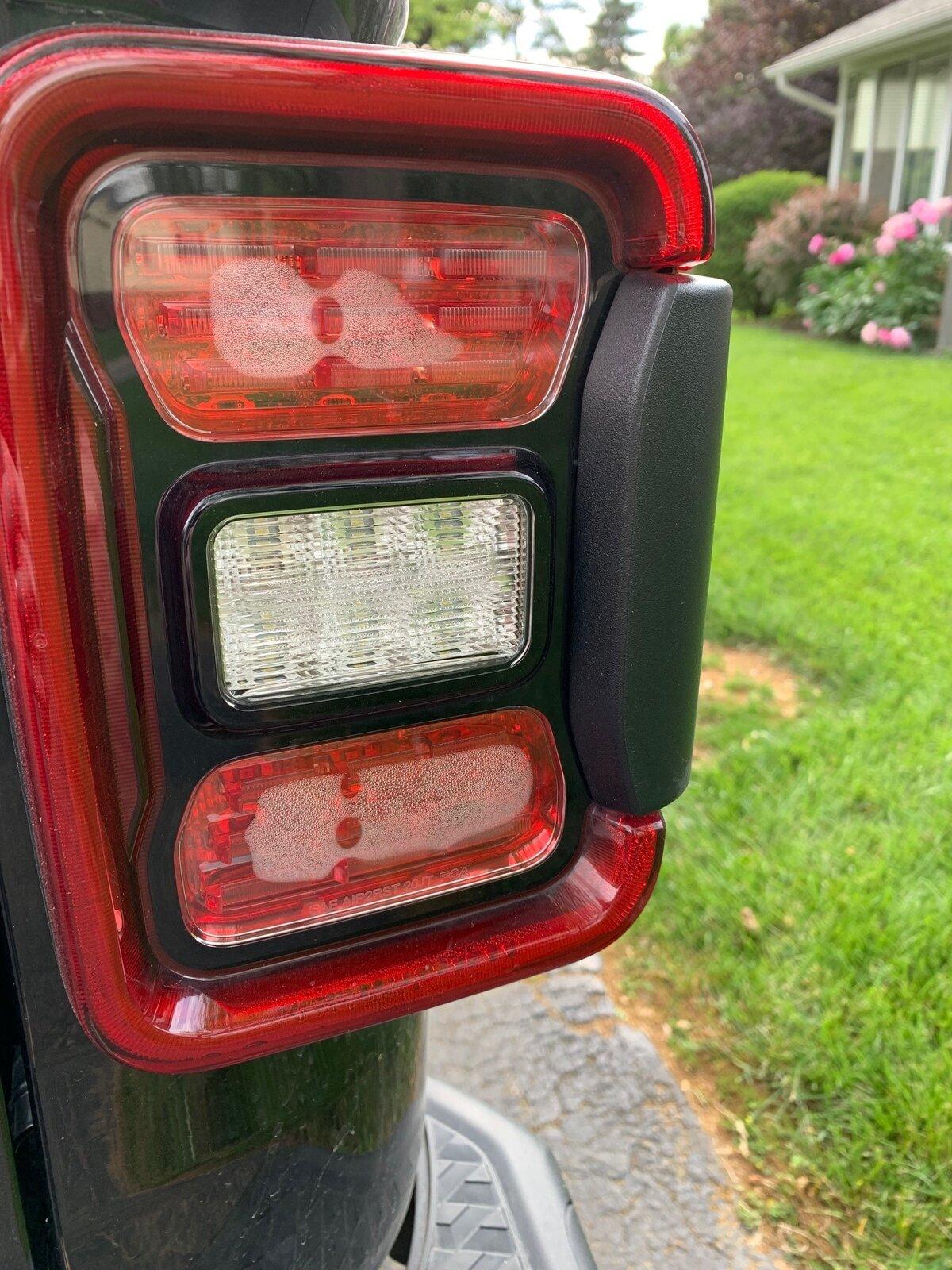 Jeep Gladiator Condensation in Tail Lamps Condensation in Tail Lam