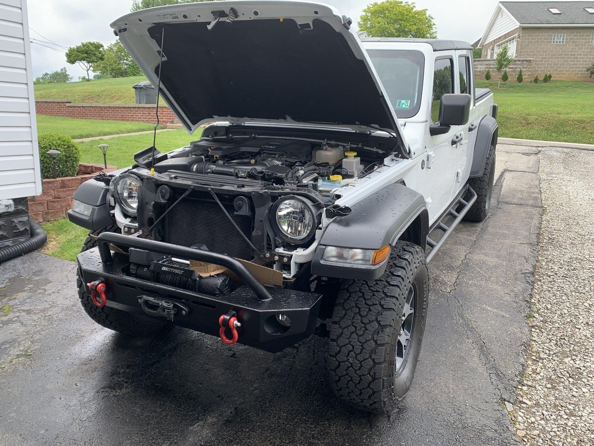 Jeep Gladiator Sport S Build 8F210F14-C53A-4116-9960-83B257E4A686