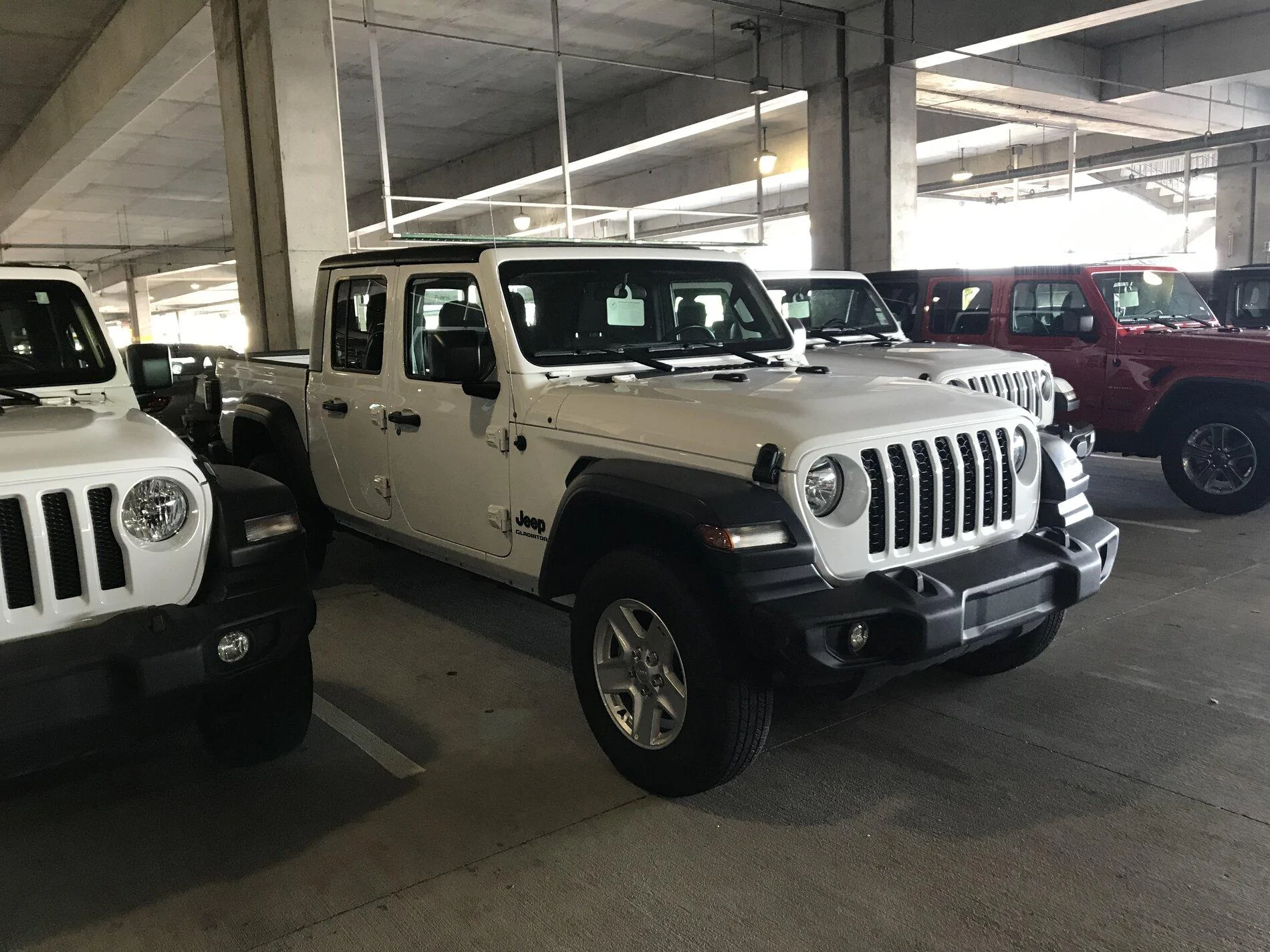 Jeep Gladiator Rent a JT? 5B99C19C-397D-49F3-B057-95BF53D82568