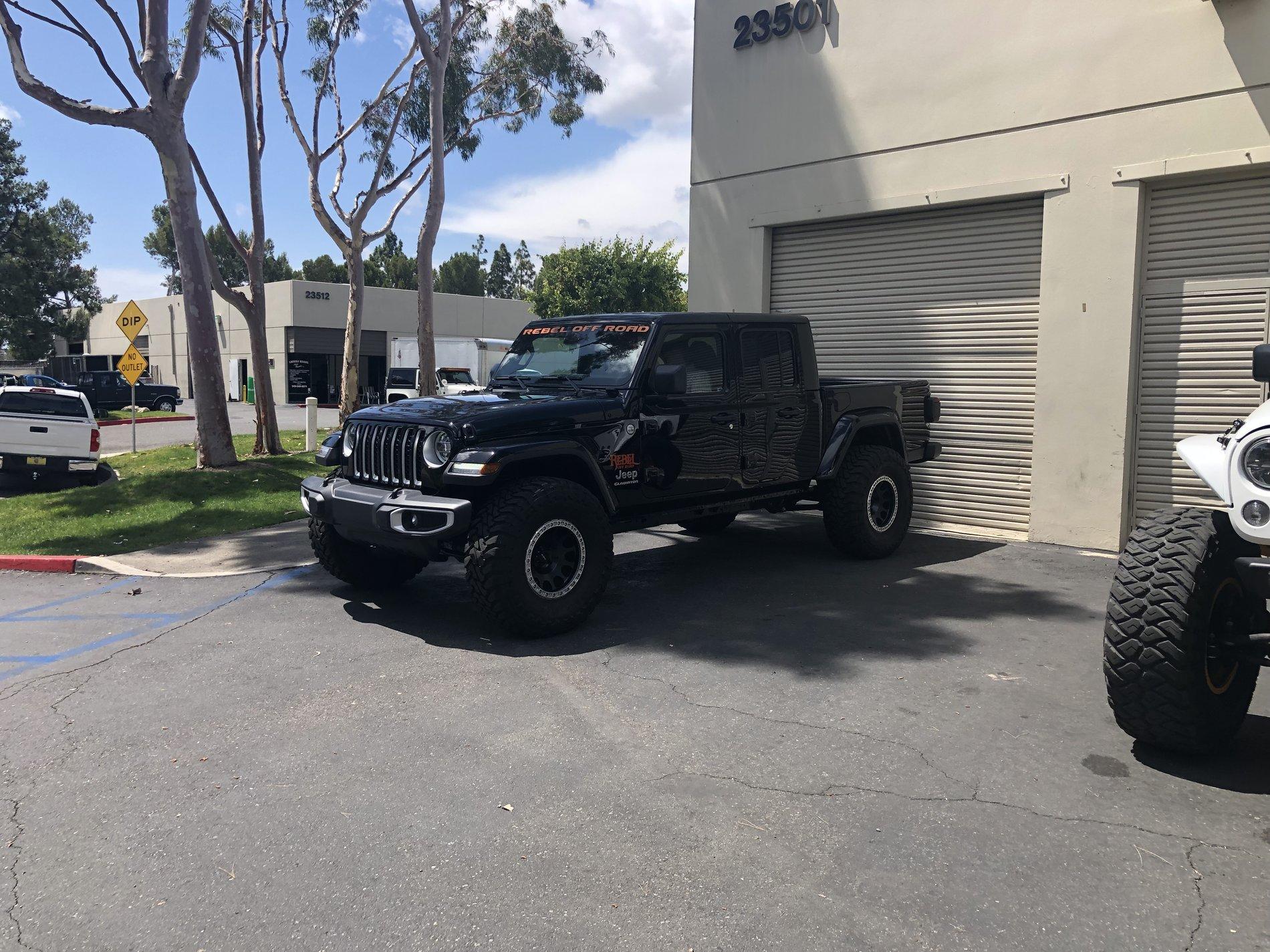 Jeep Gladiator Overland JT on 37’s 006D7511-4856-44AA-8B69-1CF2841C9975