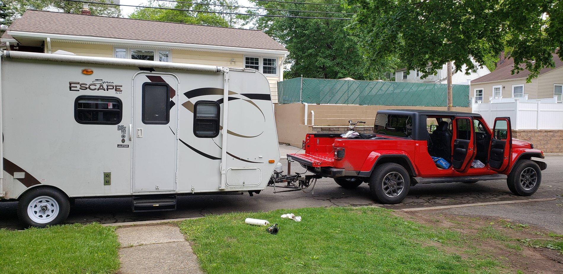 Jeep Gladiator Pulling a Camper 20190523_131839