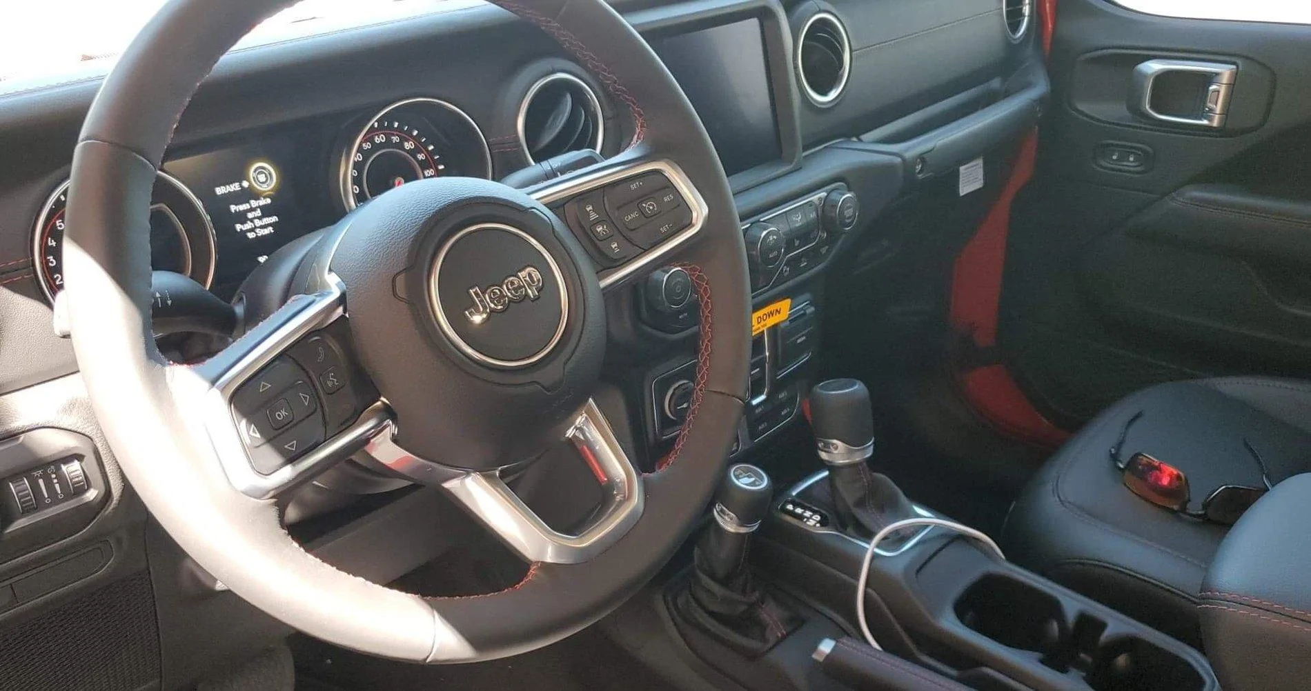 Jeep Gladiator LAUNCH EDITION Gladiator JT Club B4AE62A4-4F2B-4D74-BE85-D72A4F8CA020
