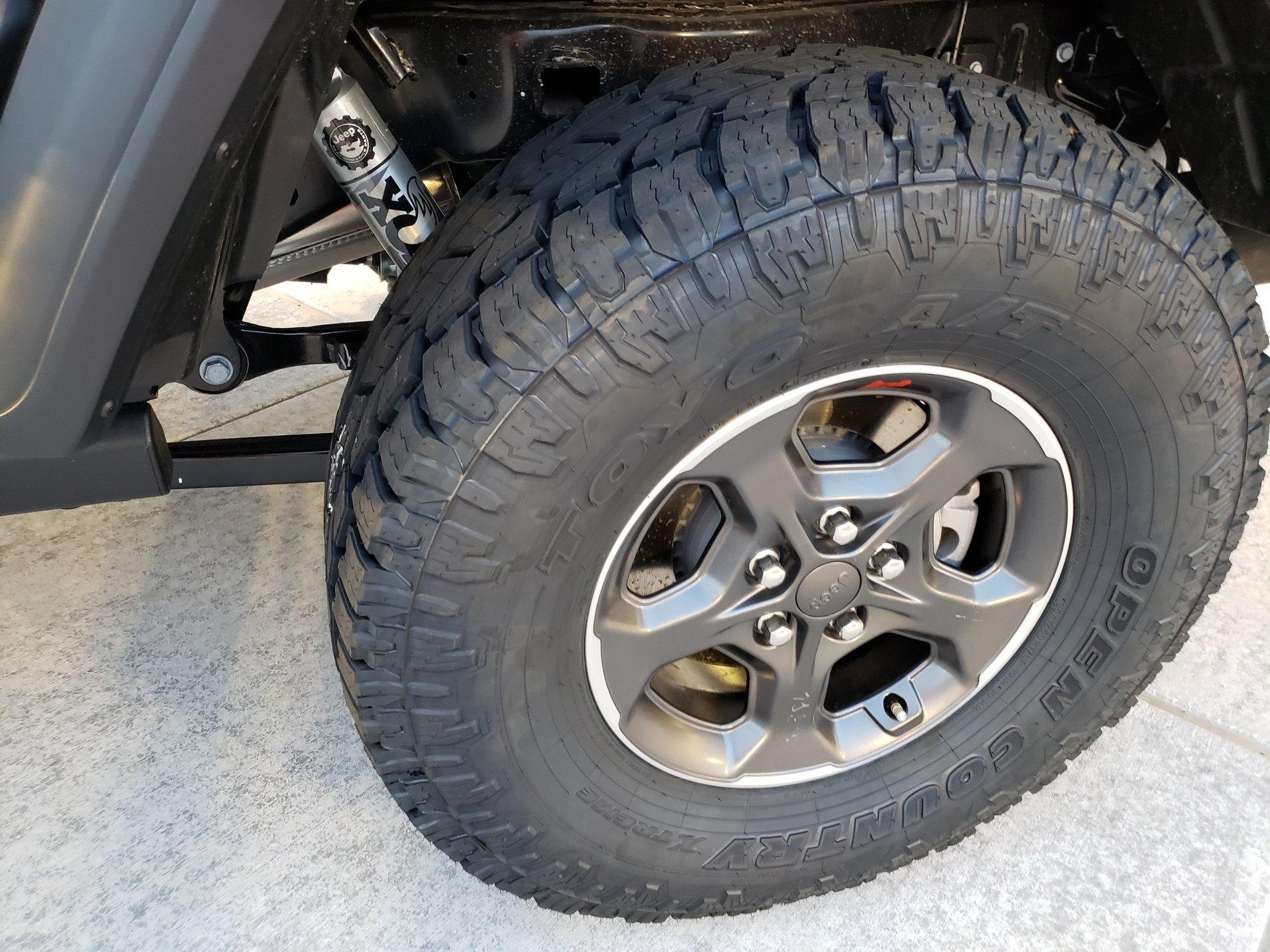 Jeep Gladiator Dealership *already* offering discounts 20190523_201505