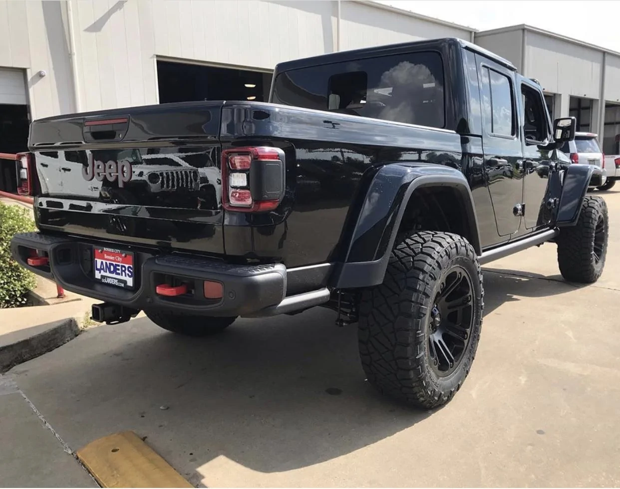 Jeep Gladiator BLACK Gladiator JT Club 5B1EB2D9-CE24-424D-9496-B6B27DFD5E54