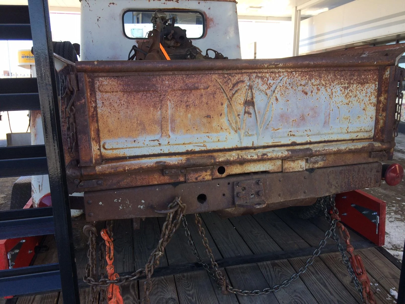 Jeep Gladiator "JEEP" tailgate badge mods? IMG_1649